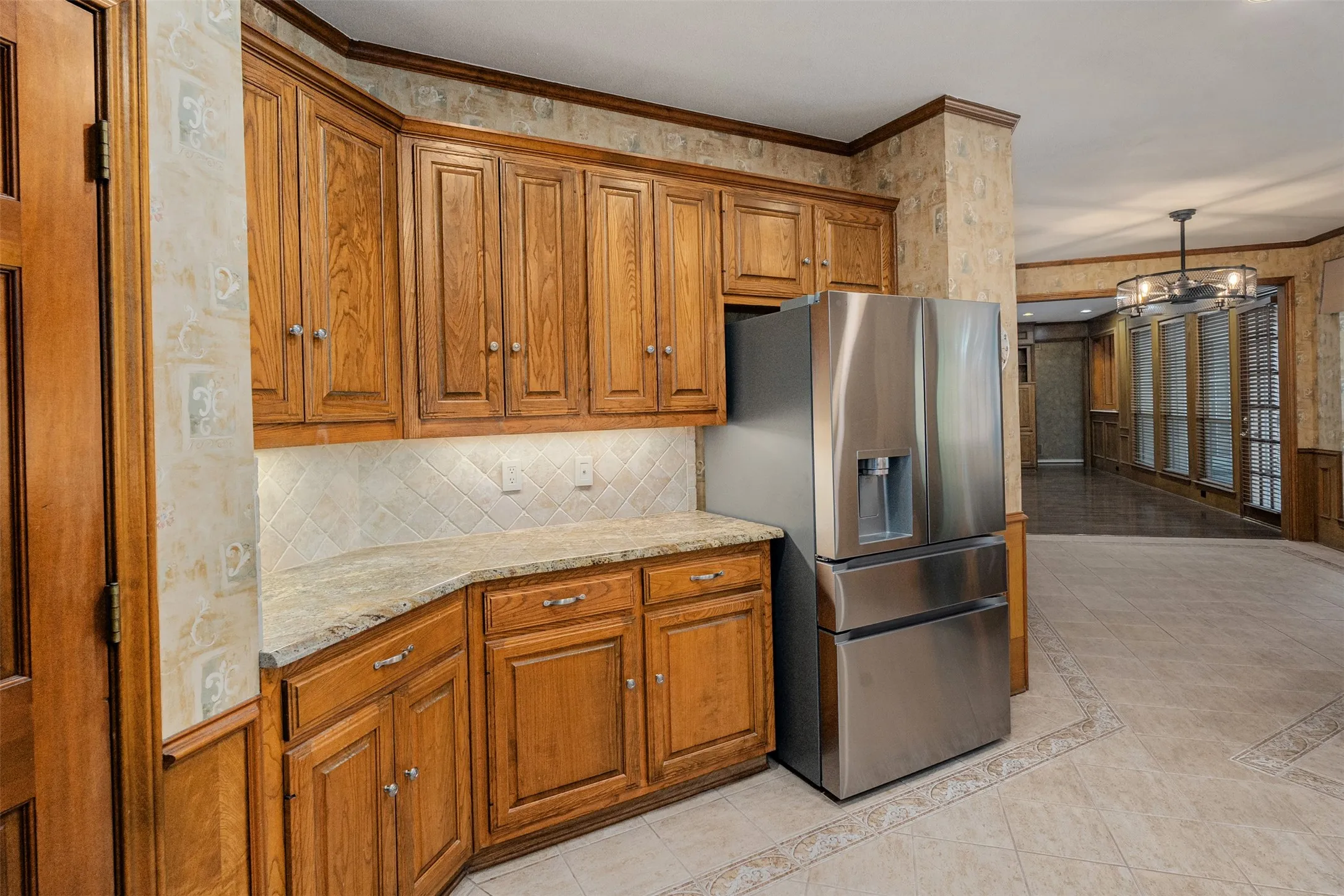 Single Family Residence For Sale in Collin County , 3301 Terry Drive, Plano, Texas 75023, 5 Bedroom, 5 Bathroom, 3 Garage spaces, 4,099 Sqft, built in 1987, mls#21410908, Real Estate Agent in Plano, Homes For Sale in Collin county, Homes For Sale in Plano, Realtor in Plano Texas, Real Estate Brokerage Independent Realty Texas, Luminita Cordes Realtor