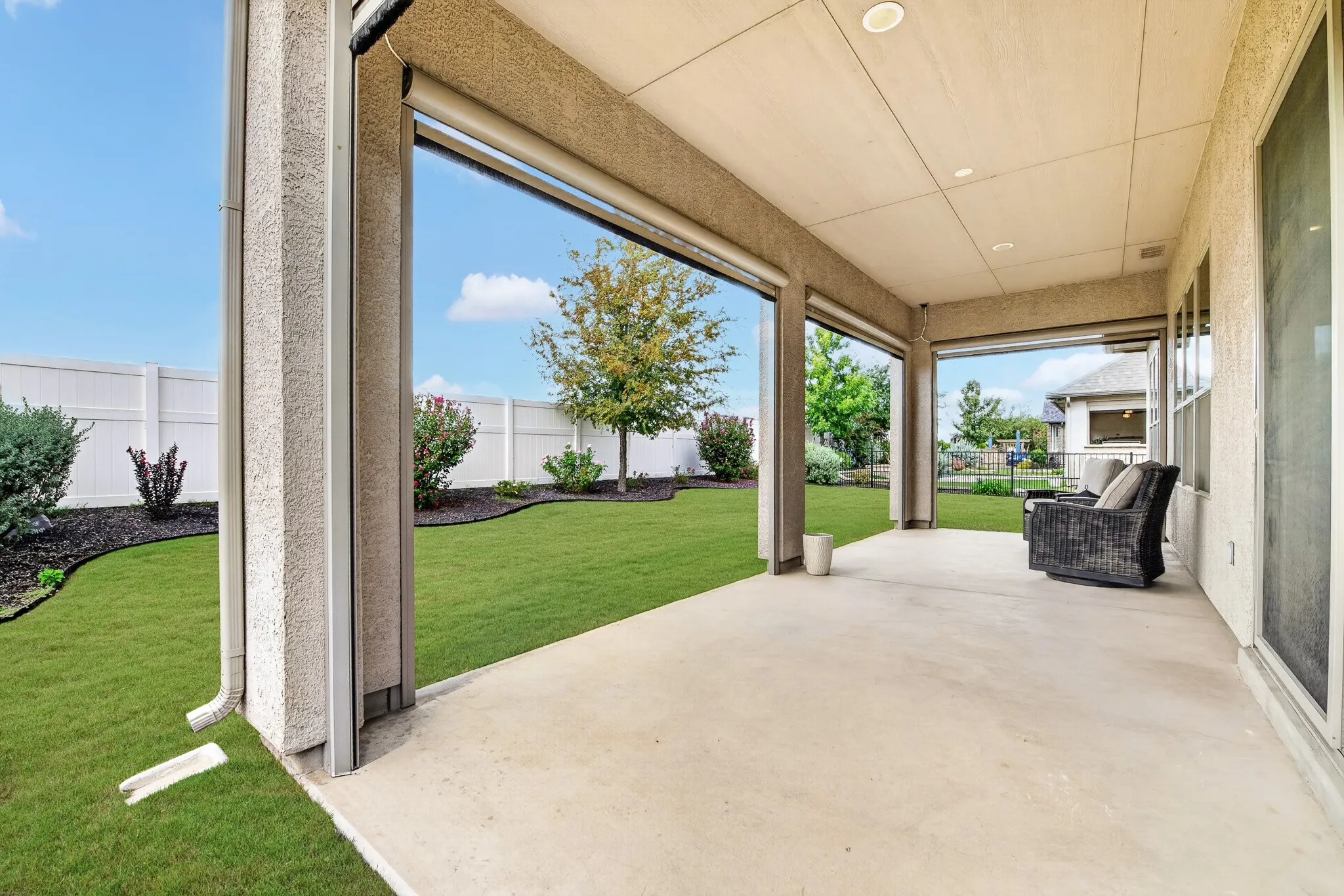 Single Family Residence For Sale in Denton County , 9728 Silver Rock Way, Denton, Texas 76207, 2 Bedroom, 2 Bathroom, 3 Garage spaces, 1,631 Sqft, built in 2021, mls#21410177, Real Estate Agent in Denton, Homes For Sale in Denton county, Homes For Sale in Denton, Realtor in Denton Texas, Real Estate Brokerage Independent Realty Texas, Luminita Cordes Realtor