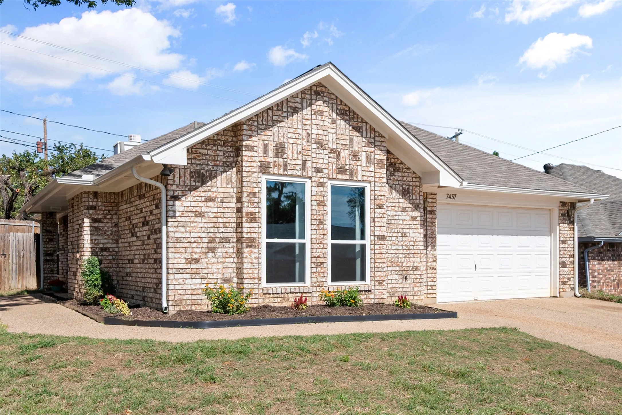 Single Family Residence For Sale