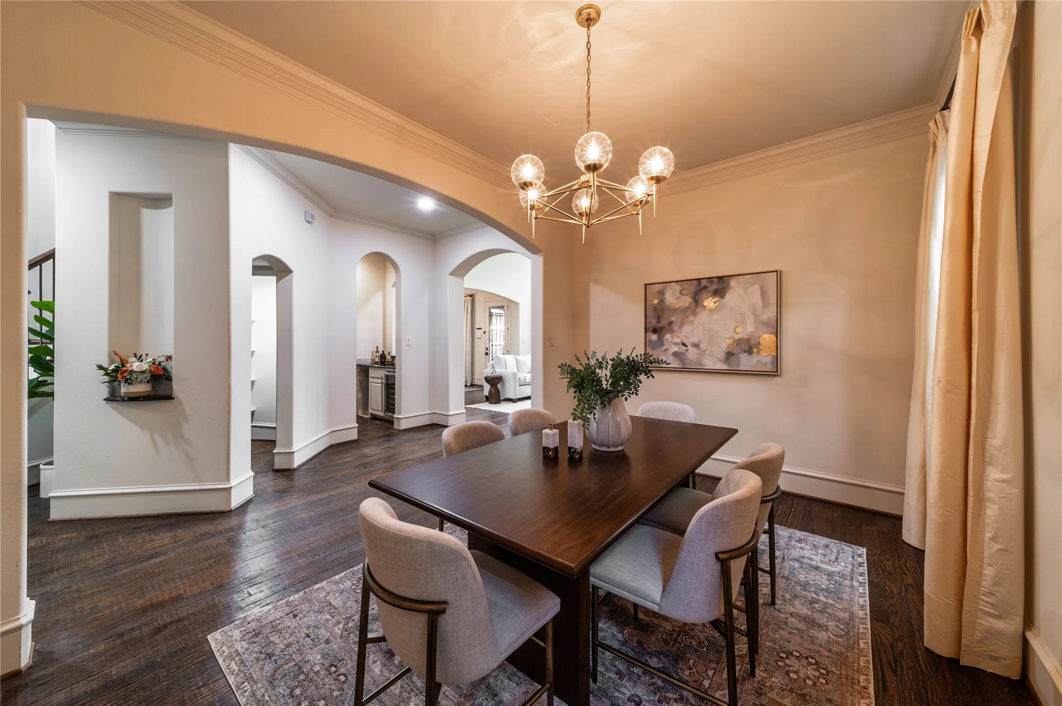 Single Family Residence For Sale in Dallas County , 6363 Vanderbilt Avenue, Dallas, Texas 75214, 4 Bedroom, 4 Bathroom, 2 Garage spaces, 3,886 Sqft, built in 2006, mls#21410832, Real Estate Agent in Dallas, Homes For Sale in Dallas county, Homes For Sale in Dallas, Realtor in Dallas Texas, Real Estate Brokerage Independent Realty Texas, Luminita Cordes Realtor