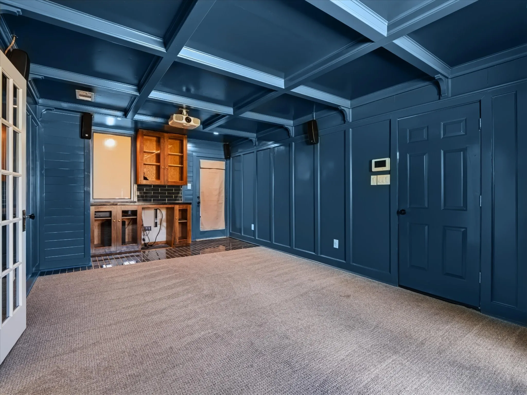 Single Family Residence For Rent in Rockwall County , 913 Lake Meadows Drive, Rockwall, Texas 75087, 3 Bedroom, 2 Bathroom, 2 Garage spaces, 1,748 Sqft, built in 1985, mls#21404498, Real Estate Agent in Rockwall, Homes For Rent in Rockwall county, Homes For Rent in Rockwall, Realtor in Rockwall Texas, Real Estate Brokerage Independent Realty Texas, Luminita Cordes Realtor