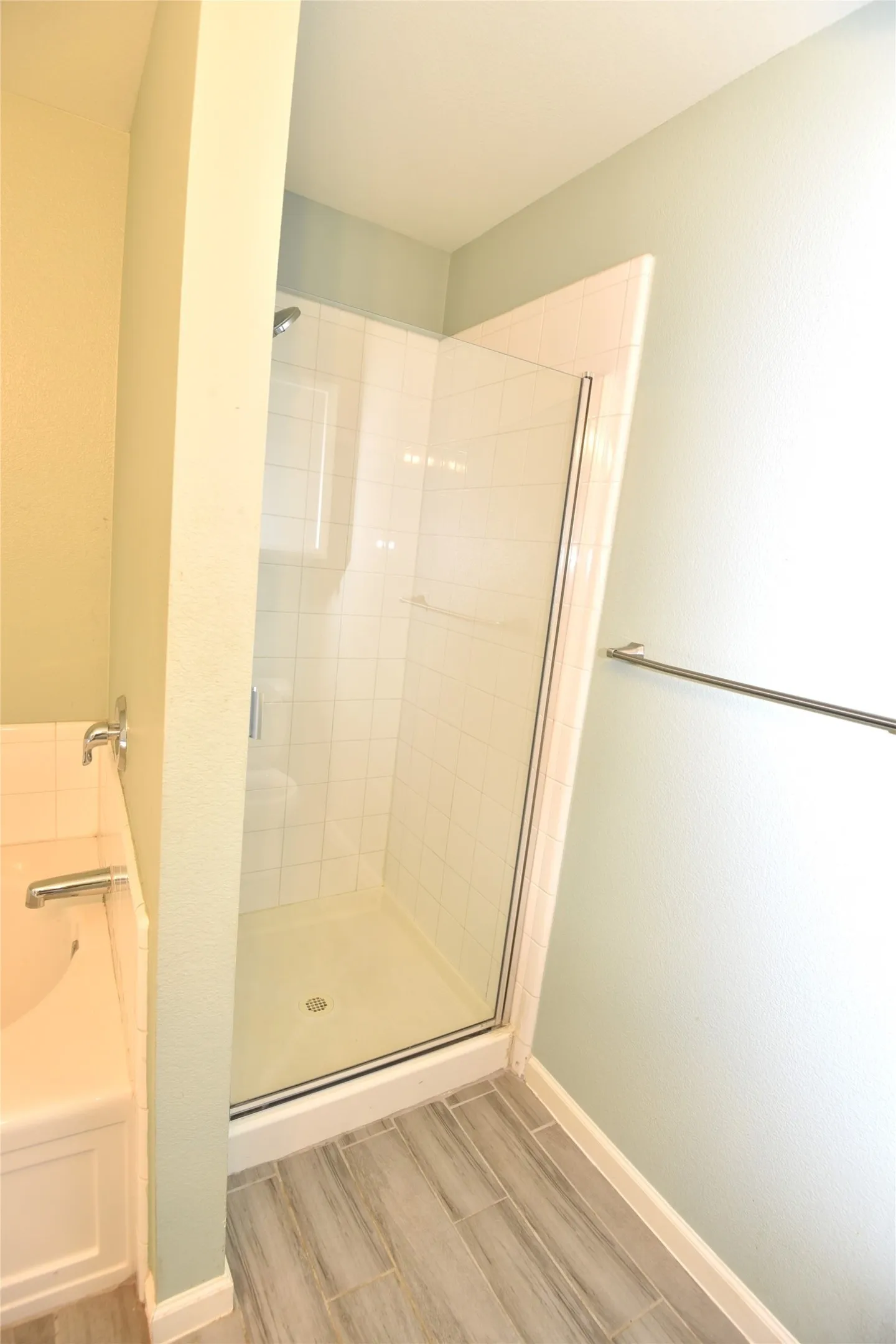 Single Family Residence For Rent in Tarrant County , 9417 Pastime Court, Fort Worth, Texas 76244, 4 Bedroom, 2 Bathroom, 2 Garage spaces, 1,906 Sqft, built in 2005, mls#21412465, Real Estate Agent in Fort Worth, Homes For Rent in Tarrant county, Homes For Rent in Fort Worth, Realtor in Fort Worth Texas, Real Estate Brokerage Independent Realty Texas, Luminita Cordes Realtor
