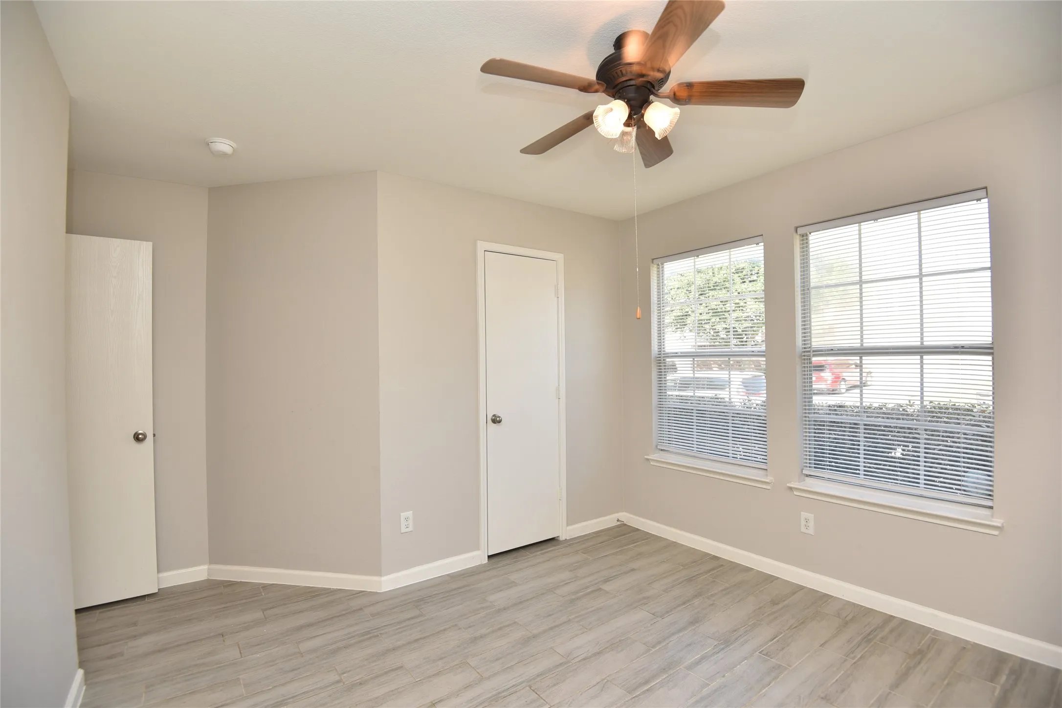 Single Family Residence For Rent in Tarrant County , 9417 Pastime Court, Fort Worth, Texas 76244, 4 Bedroom, 2 Bathroom, 2 Garage spaces, 1,906 Sqft, built in 2005, mls#21412465, Real Estate Agent in Fort Worth, Homes For Rent in Tarrant county, Homes For Rent in Fort Worth, Realtor in Fort Worth Texas, Real Estate Brokerage Independent Realty Texas, Luminita Cordes Realtor