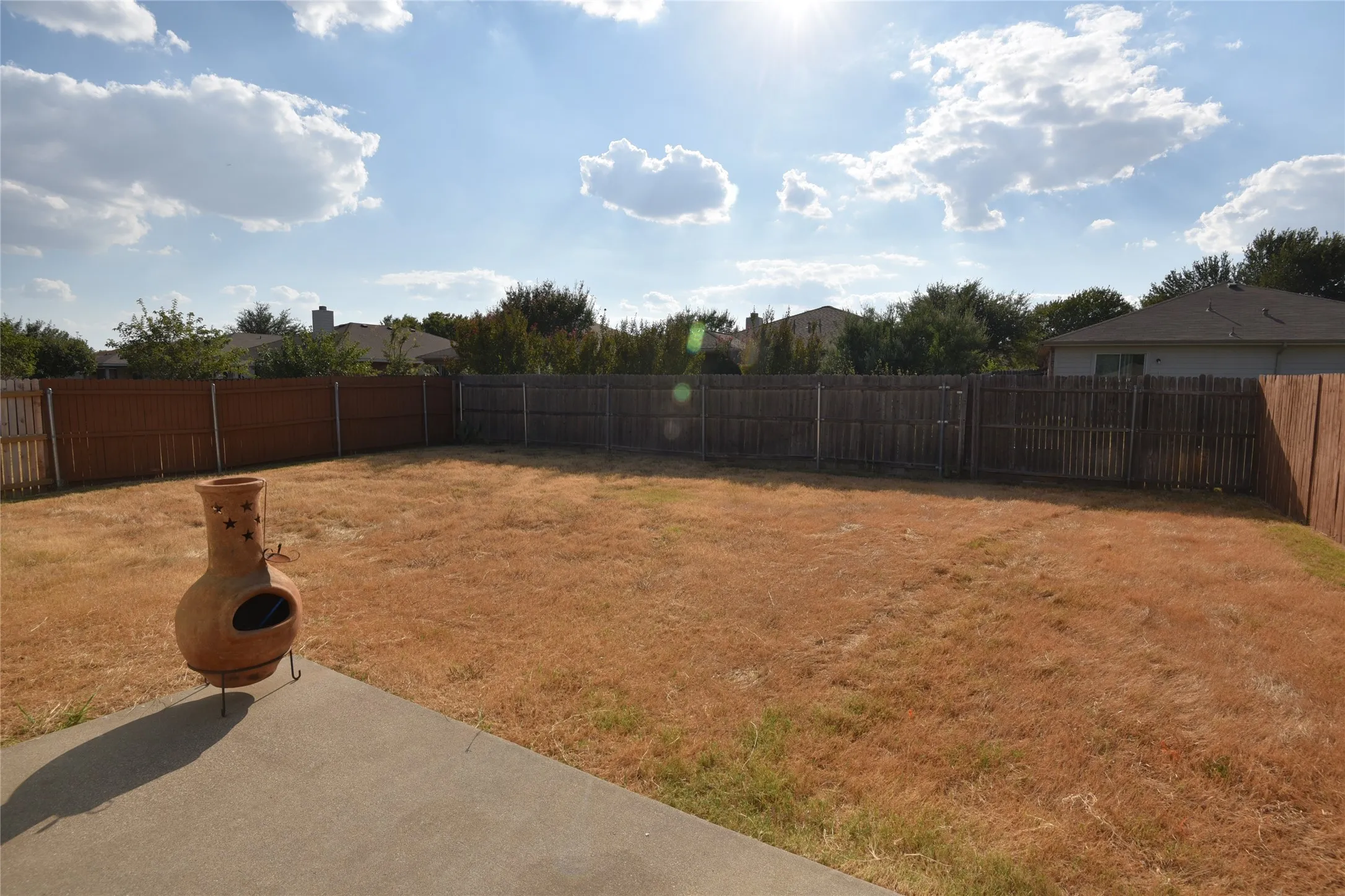 Single Family Residence For Rent in Tarrant County , 9417 Pastime Court, Fort Worth, Texas 76244, 4 Bedroom, 2 Bathroom, 2 Garage spaces, 1,906 Sqft, built in 2005, mls#21412465, Real Estate Agent in Fort Worth, Homes For Rent in Tarrant county, Homes For Rent in Fort Worth, Realtor in Fort Worth Texas, Real Estate Brokerage Independent Realty Texas, Luminita Cordes Realtor