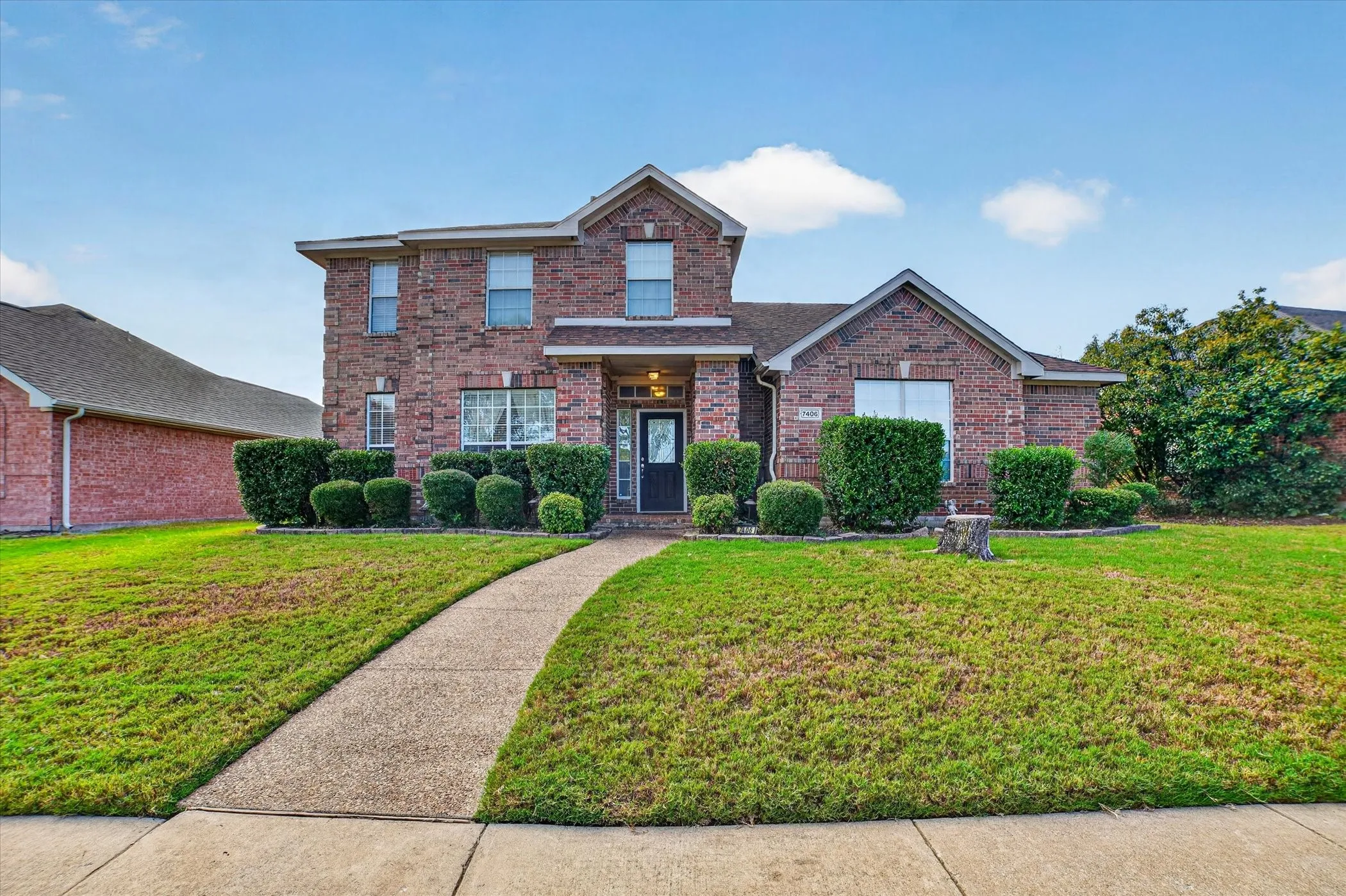 Single Family Residence For Sale
