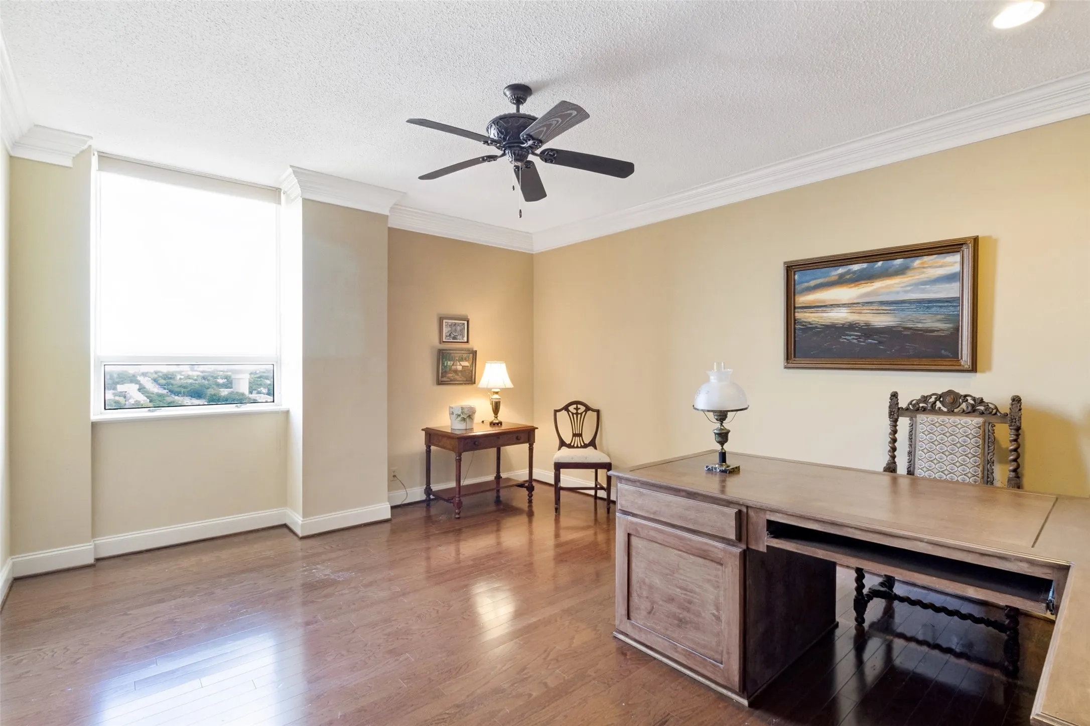 Condominium For Sale in Dallas County , 6335 W Northwest Highway 1517, Dallas, Texas 75225, 3 Bedroom, 4 Bathroom, 2 Garage spaces, 2,521 Sqft, built in 1966, mls#21412584, Real Estate Agent in Dallas, Homes For Sale in Dallas county, Homes For Sale in Dallas, Realtor in Dallas Texas, Real Estate Brokerage Independent Realty Texas, Luminita Cordes Realtor