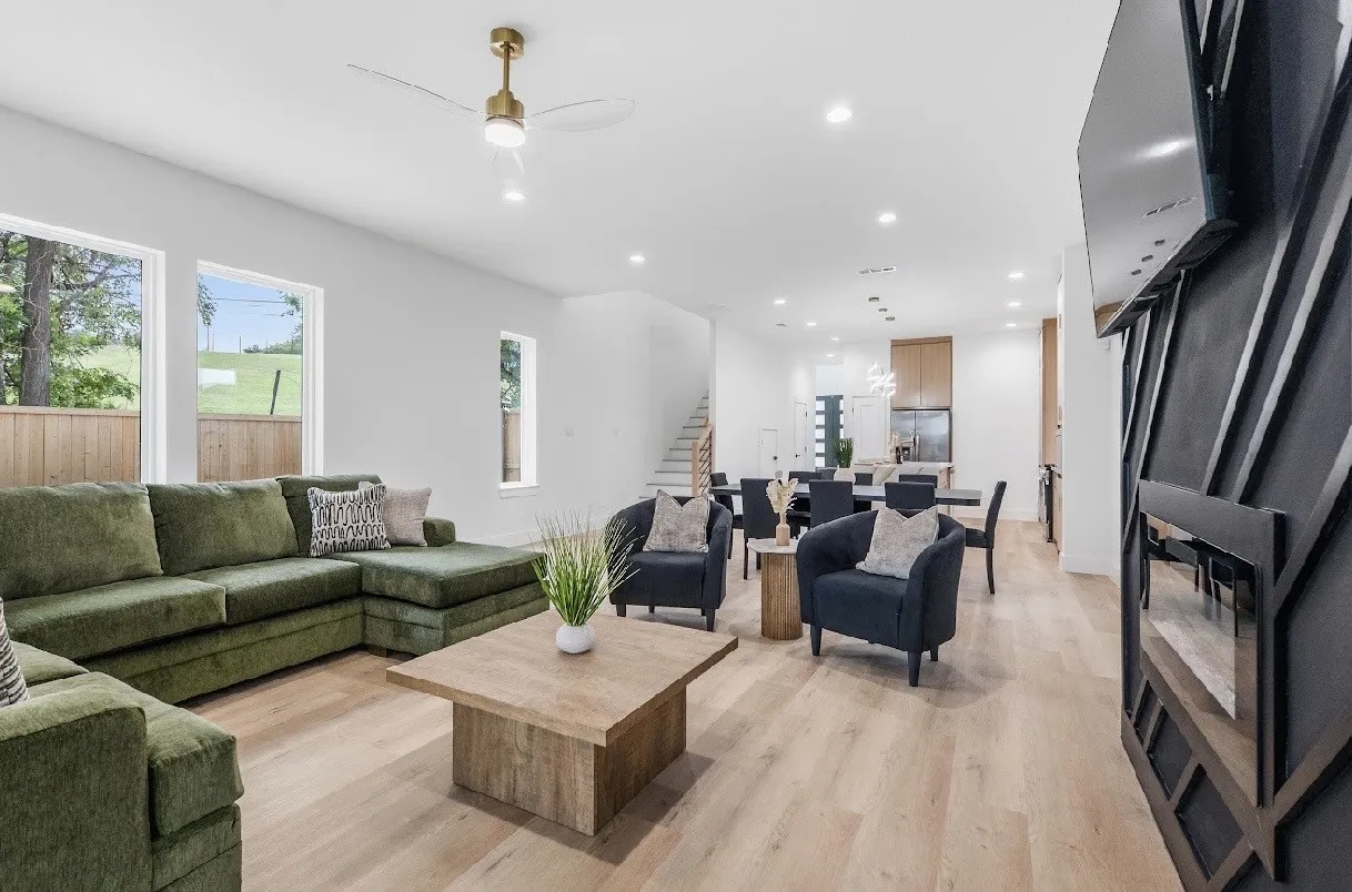 Single Family Residence For Sale in Dallas County , 600 N Cliff Street, Dallas, Texas 75203, 5 Bedroom, 6 Bathroom, 2 Garage spaces, 2,356 Sqft, built in 2026, mls#21406989, Real Estate Agent in Dallas, Homes For Sale in Dallas county, Homes For Sale in Dallas, Realtor in Dallas Texas, Real Estate Brokerage Independent Realty Texas, Luminita Cordes Realtor