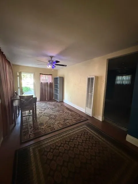 Single Family Residence For Rent in Taylor County , 891 Davis Drive 1/2, Abilene, Texas 79605, 1 Bedroom, 1 Bathroom, Garage spaces, 1,224 Sqft, built in 1948, mls#21412592, Real Estate Agent in Abilene, Homes For Rent in Taylor county, Homes For Rent in Abilene, Realtor in Abilene Texas, Real Estate Brokerage Independent Realty Texas, Luminita Cordes Realtor