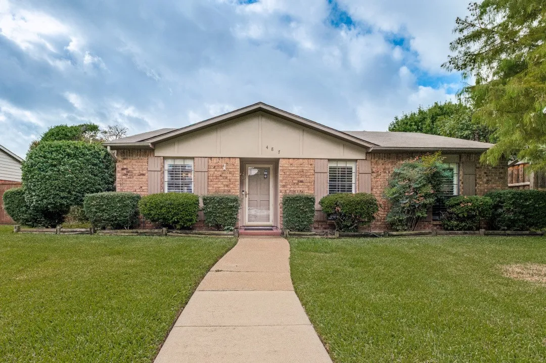 Single Family Residence For Sale