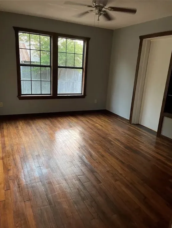 Single Family Residence For Rent in Erath County , 905 E HOOK, Stephenville, Texas 76401, 4 Bedroom, 2 Bathroom, Garage spaces, 1,980 Sqft, built in 1940, mls#21408069, Real Estate Agent in Stephenville, Homes For Rent in Erath county, Homes For Rent in Stephenville, Realtor in Stephenville Texas, Real Estate Brokerage Independent Realty Texas, Luminita Cordes Realtor