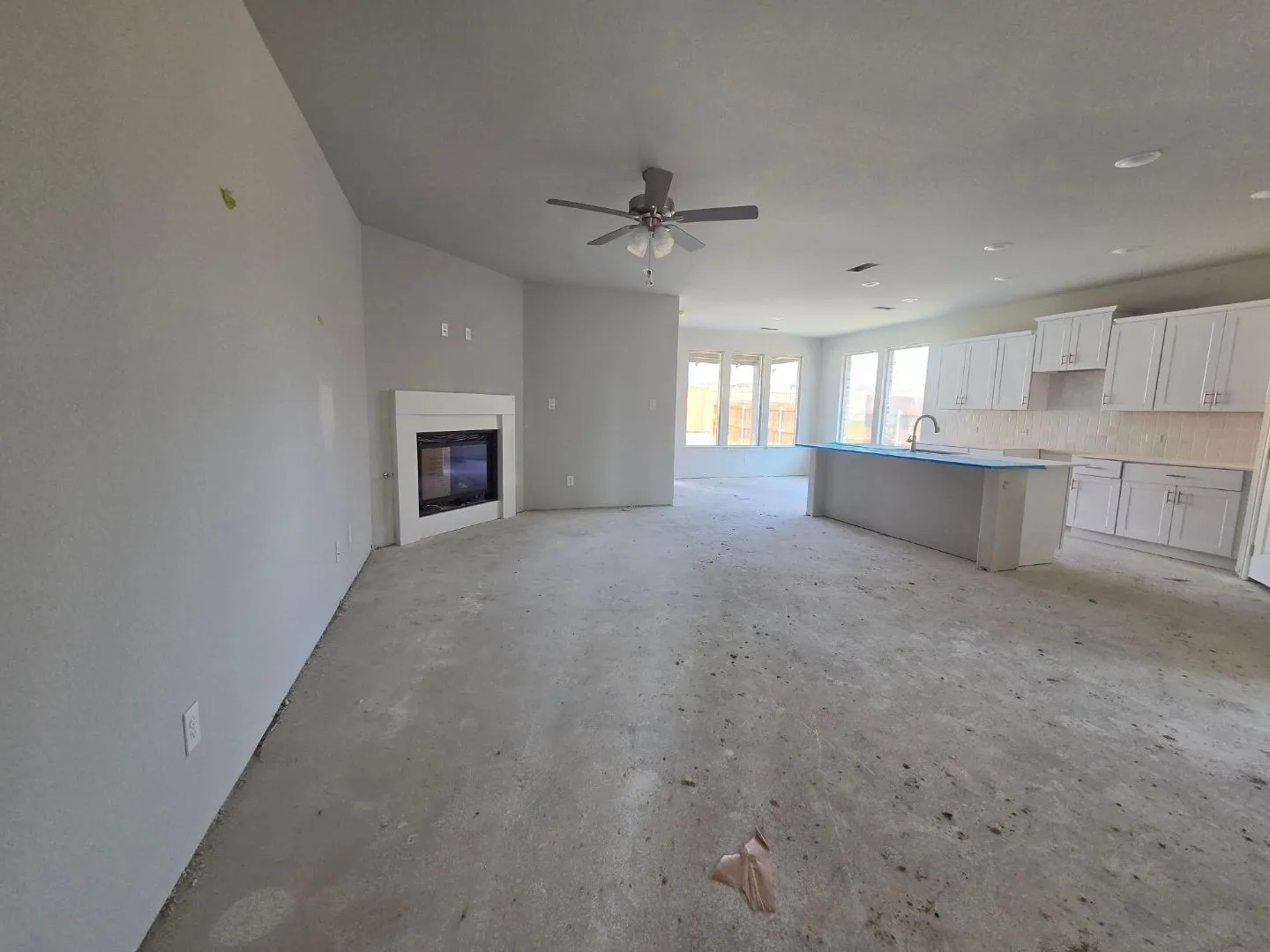 Single Family Residence For Sale in Ellis County , 808 Silverleaf Drive, Ennis, Texas 75119, 3 Bedroom, 2 Bathroom, 2 Garage spaces, 1,819 Sqft, built in 2026, mls#21412607, Real Estate Agent in Ennis, Homes For Sale in Ellis county, Homes For Sale in Ennis, Realtor in Ennis Texas, Real Estate Brokerage Independent Realty Texas, Luminita Cordes Realtor