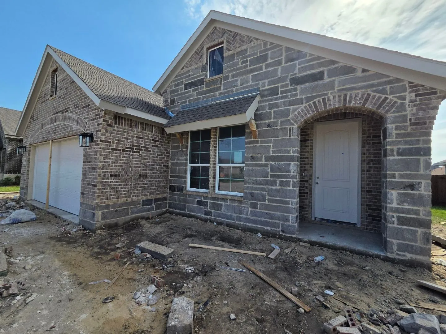 Single Family Residence For Sale in Ellis County , 815 Silverleaf Drive, Ennis, Texas 75119, 3 Bedroom, 2 Bathroom, 2 Garage spaces, 2,235 Sqft, built in 2026, mls#21412009, Real Estate Agent in Ennis, Homes For Sale in Ellis county, Homes For Sale in Ennis, Realtor in Ennis Texas, Real Estate Brokerage Independent Realty Texas, Luminita Cordes Realtor