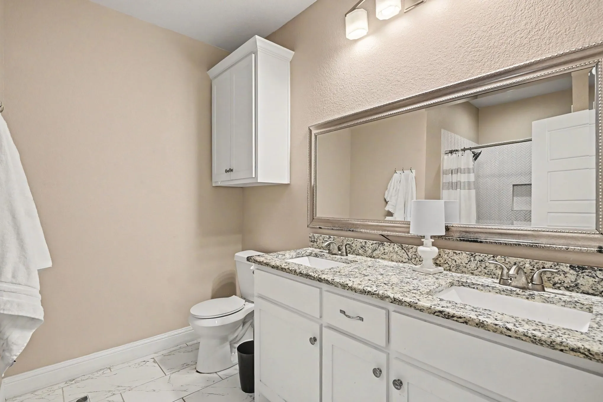 Single Family Residence For Sale in Tarrant County , 819 N Ridge Drive, White Settlement, Texas 76108, 3 Bedroom, 2 Bathroom, 2 Garage spaces, 1,408 Sqft, built in 2019, mls#21411769, Real Estate Agent in White Settlement, Homes For Sale in Tarrant county, Homes For Sale in White Settlement, Realtor in White Settlement Texas, Real Estate Brokerage Independent Realty Texas, Luminita Cordes Realtor