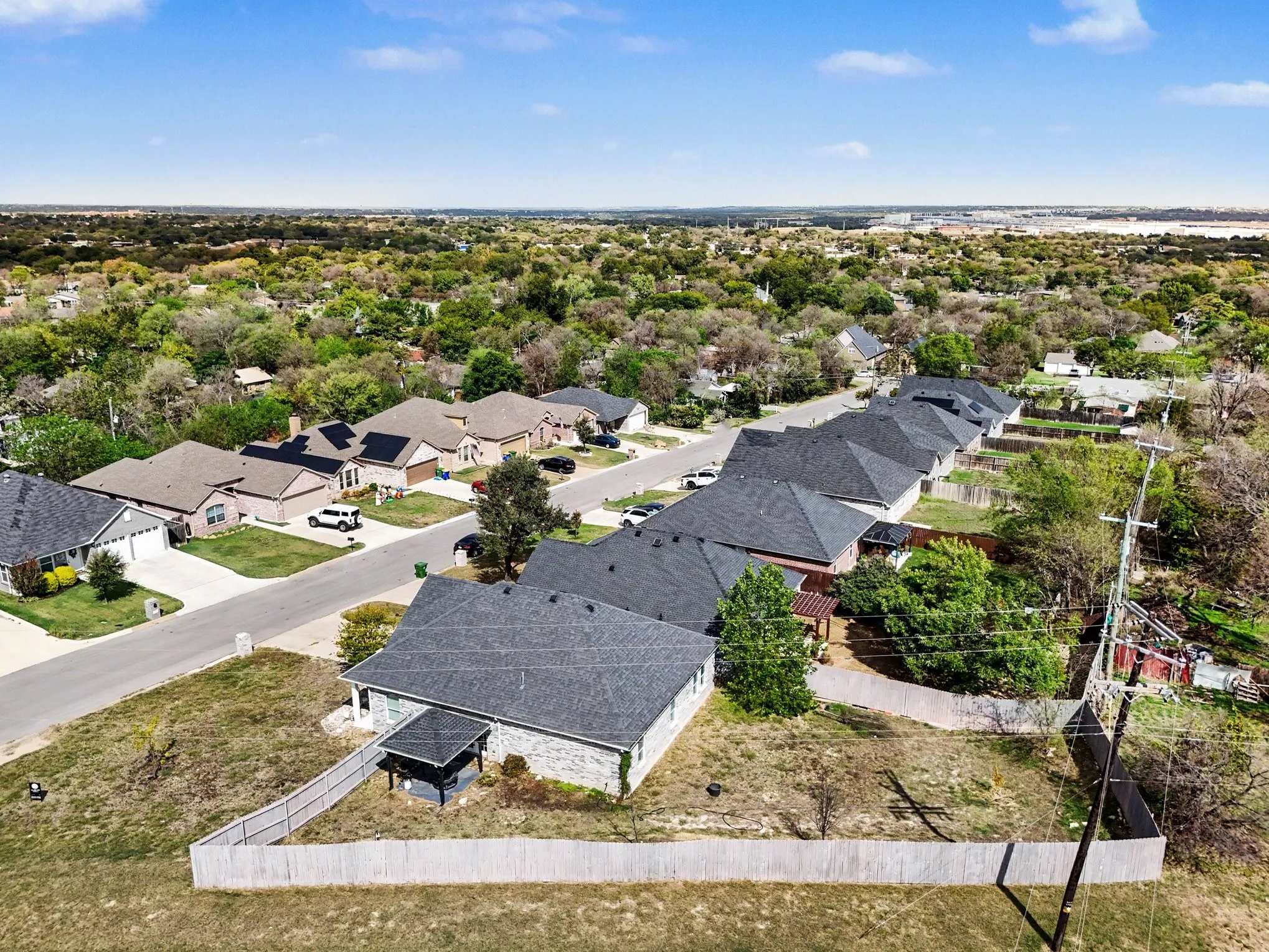 Single Family Residence For Sale in Tarrant County , 819 N Ridge Drive, White Settlement, Texas 76108, 3 Bedroom, 2 Bathroom, 2 Garage spaces, 1,408 Sqft, built in 2019, mls#21411769, Real Estate Agent in White Settlement, Homes For Sale in Tarrant county, Homes For Sale in White Settlement, Realtor in White Settlement Texas, Real Estate Brokerage Independent Realty Texas, Luminita Cordes Realtor
