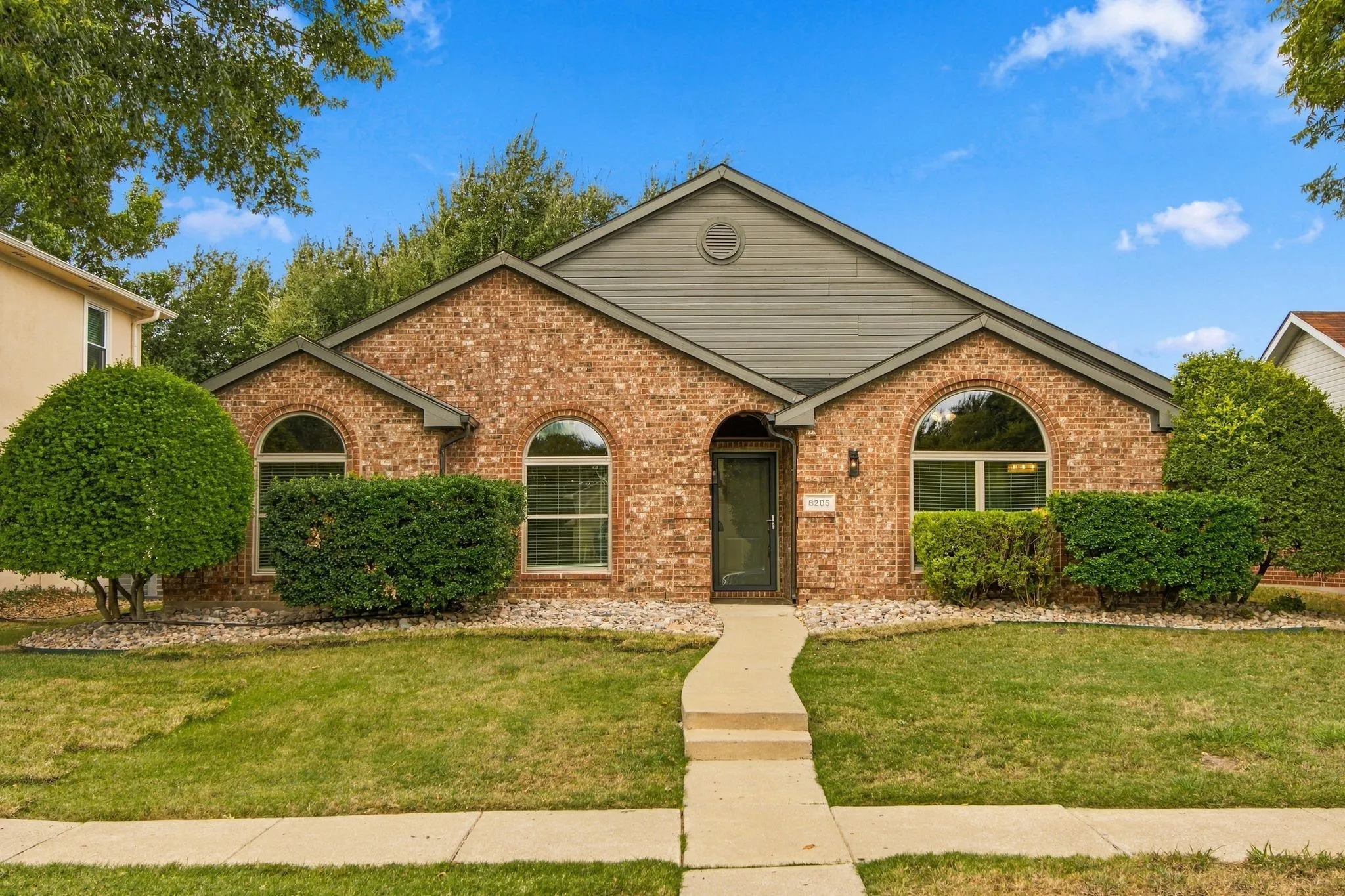 Single Family Residence For Sale
