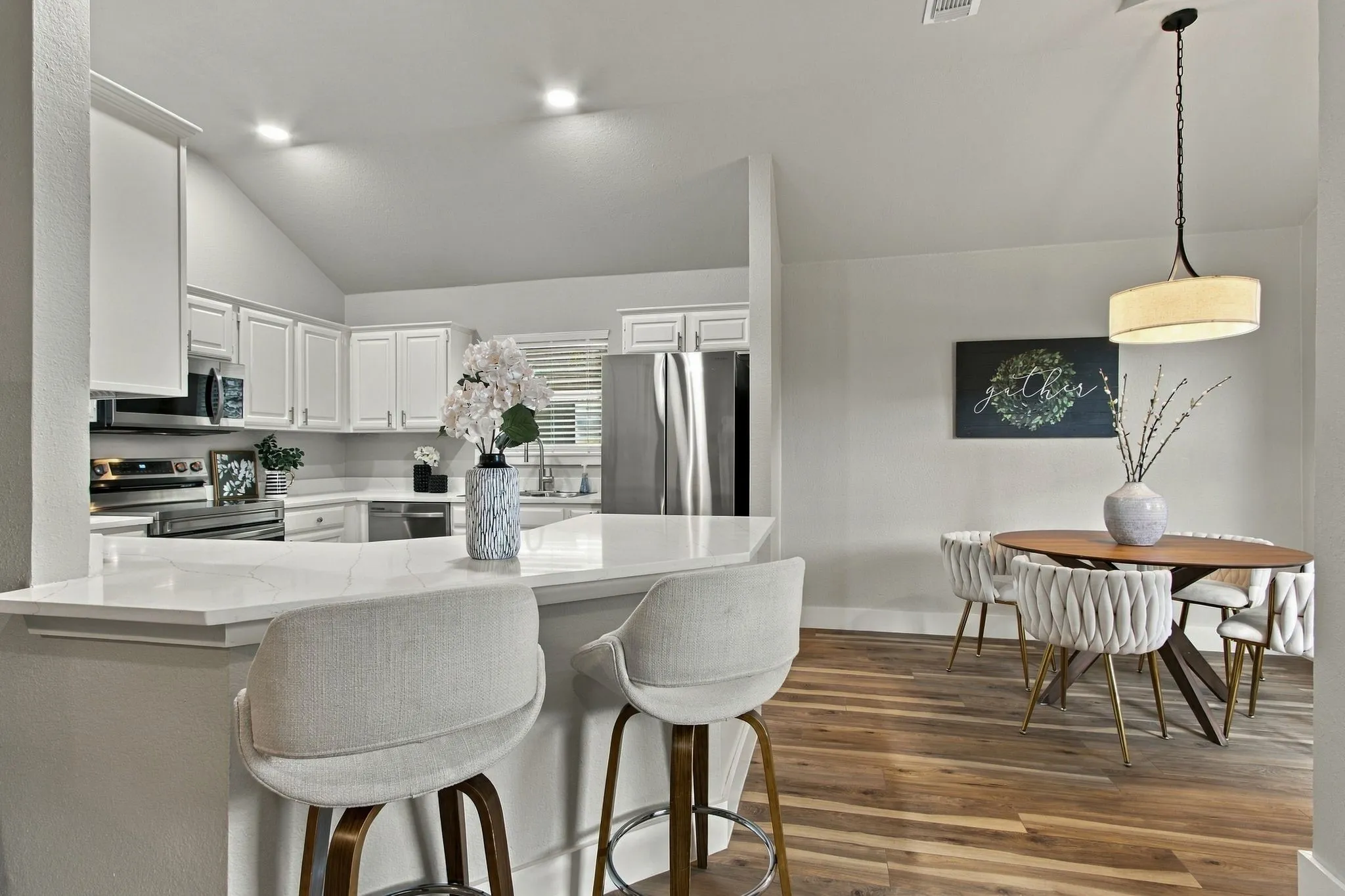 Single Family Residence For Sale in Collin County , 8205 Galley Street, Frisco, Texas 75035, 3 Bedroom, 2 Bathroom, 2 Garage spaces, 1,486 Sqft, built in 1994, mls#21411330, Real Estate Agent in Frisco, Homes For Sale in Collin county, Homes For Sale in Frisco, Realtor in Frisco Texas, Real Estate Brokerage Independent Realty Texas, Luminita Cordes Realtor