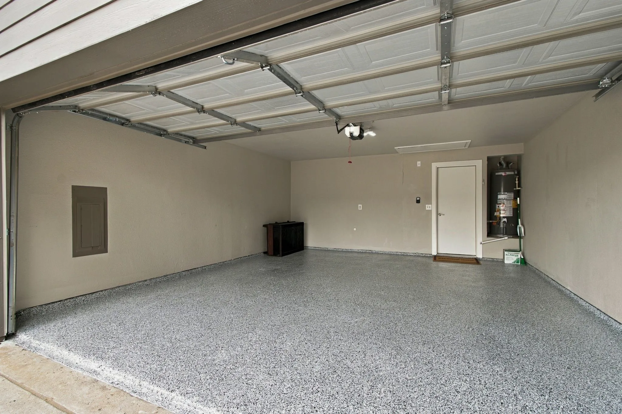Single Family Residence For Sale in Collin County , 8205 Galley Street, Frisco, Texas 75035, 3 Bedroom, 2 Bathroom, 2 Garage spaces, 1,486 Sqft, built in 1994, mls#21411330, Real Estate Agent in Frisco, Homes For Sale in Collin county, Homes For Sale in Frisco, Realtor in Frisco Texas, Real Estate Brokerage Independent Realty Texas, Luminita Cordes Realtor