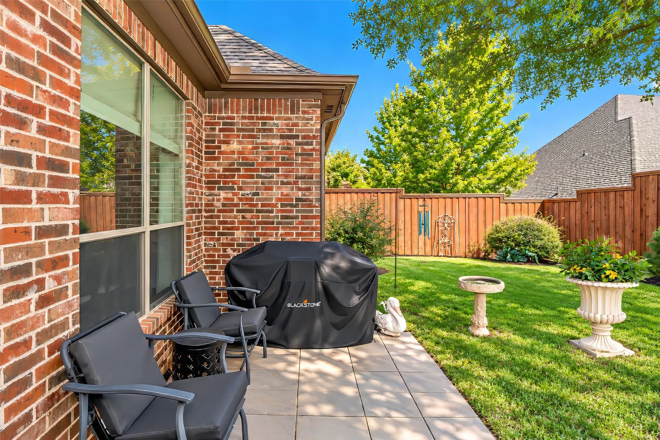 This open patio area is ideal for grilling out!