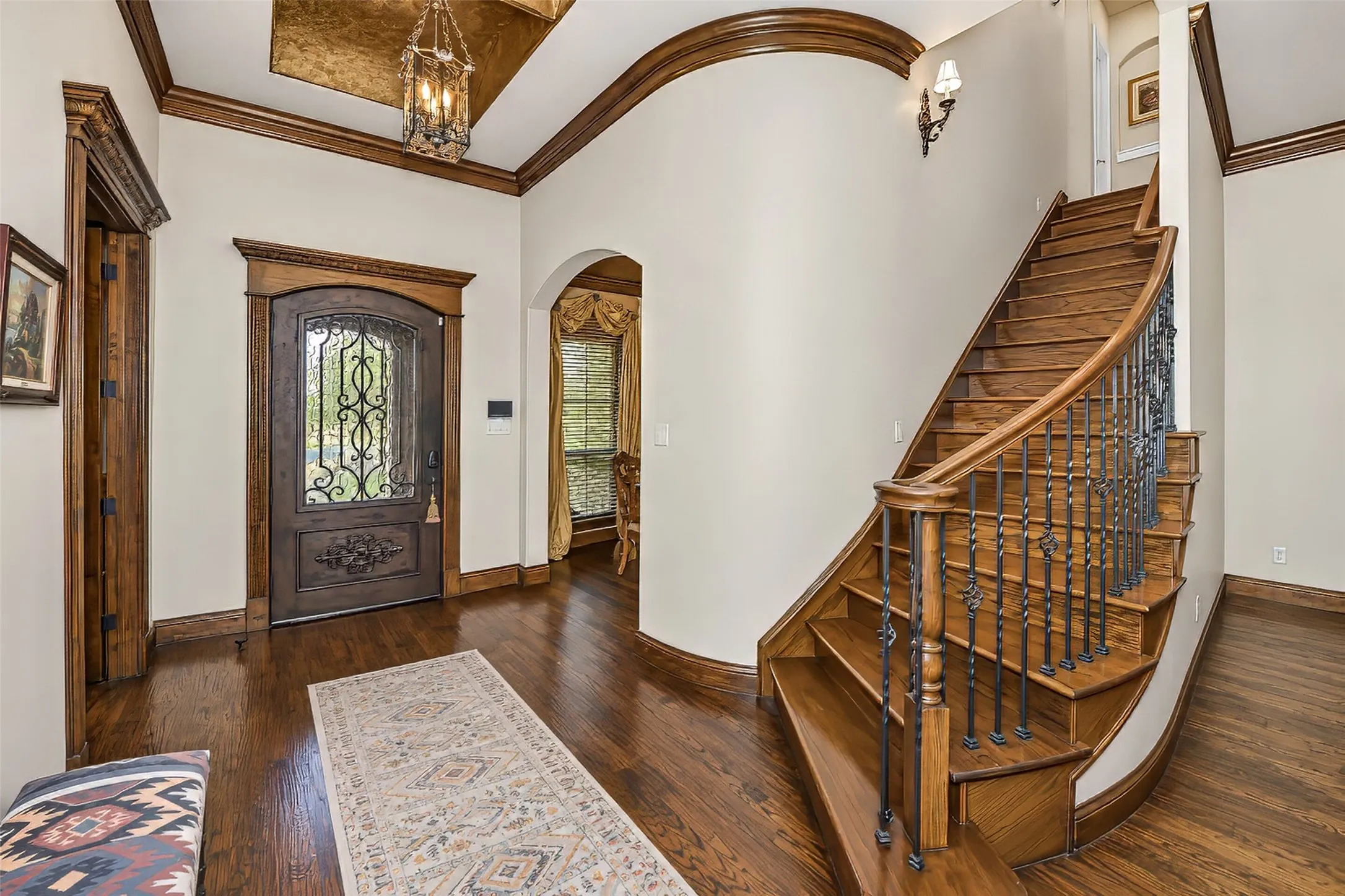 Formal entry and staircase.