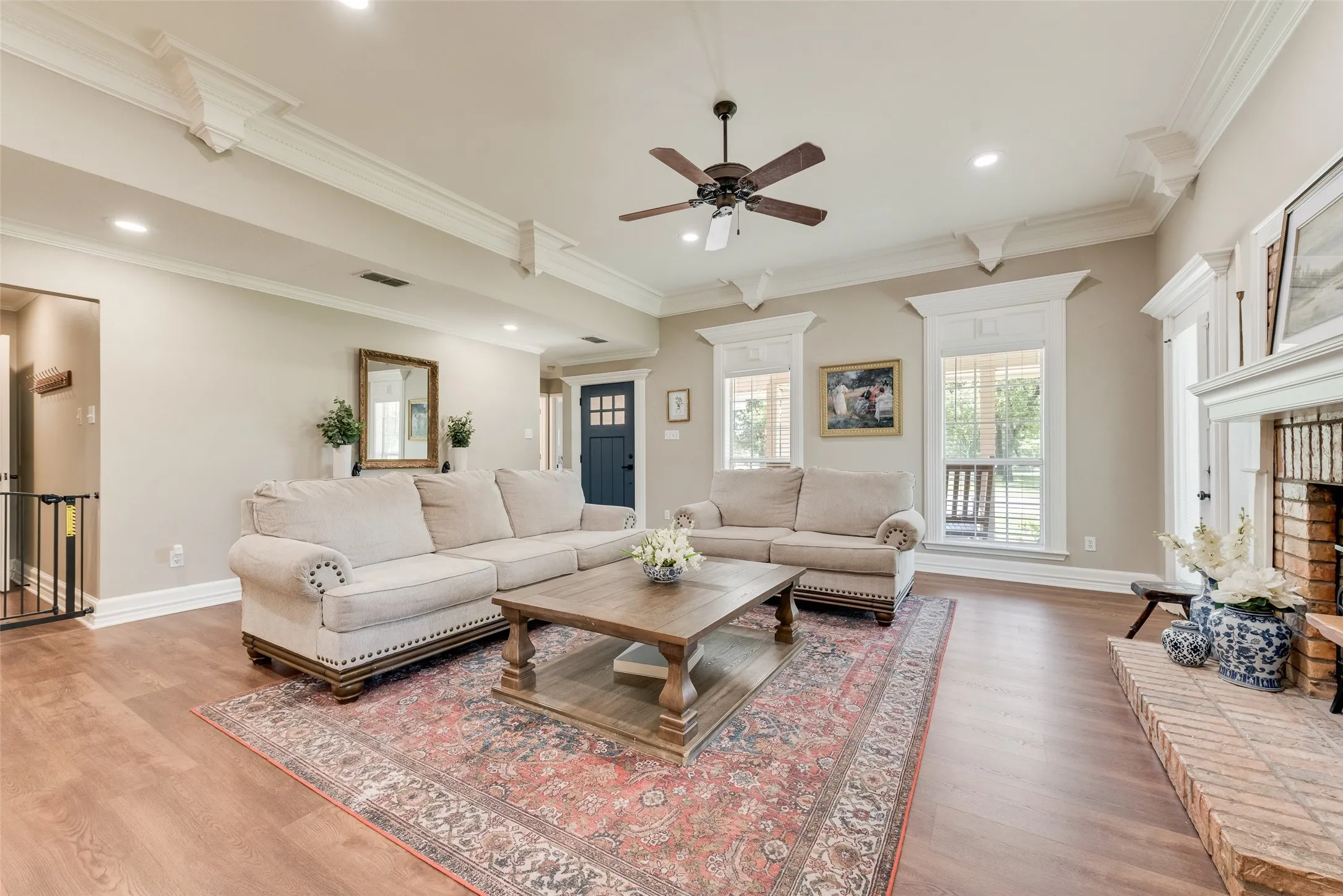 Single Family Residence For Sale in Van Zandt County , 130 VZ County Road 3509, Edgewood, Texas 75117, 3 Bedroom, 2 Bathroom, 2 Garage spaces, 2,685 Sqft, built in 1998, mls#21411688, Real Estate Agent in Edgewood, Homes For Sale in Van Zandt county, Homes For Sale in Edgewood, Realtor in Edgewood Texas, Real Estate Brokerage Independent Realty Texas, Luminita Cordes Realtor