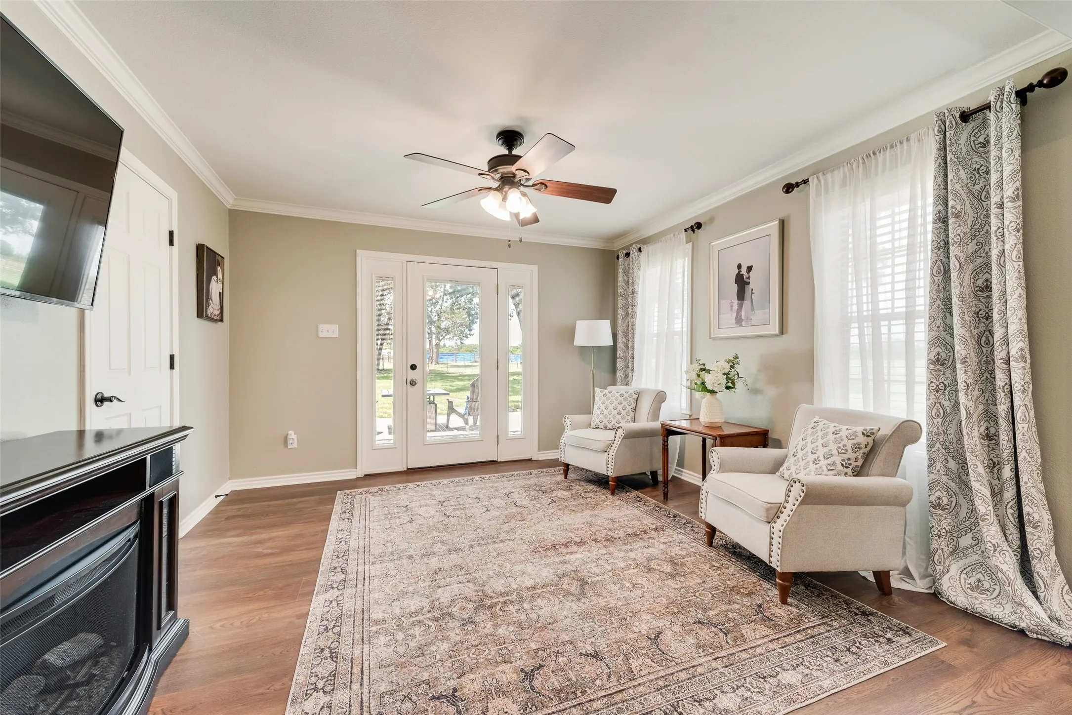 Single Family Residence For Sale in Van Zandt County , 130 VZ County Road 3509, Edgewood, Texas 75117, 3 Bedroom, 2 Bathroom, 2 Garage spaces, 2,685 Sqft, built in 1998, mls#21411688, Real Estate Agent in Edgewood, Homes For Sale in Van Zandt county, Homes For Sale in Edgewood, Realtor in Edgewood Texas, Real Estate Brokerage Independent Realty Texas, Luminita Cordes Realtor