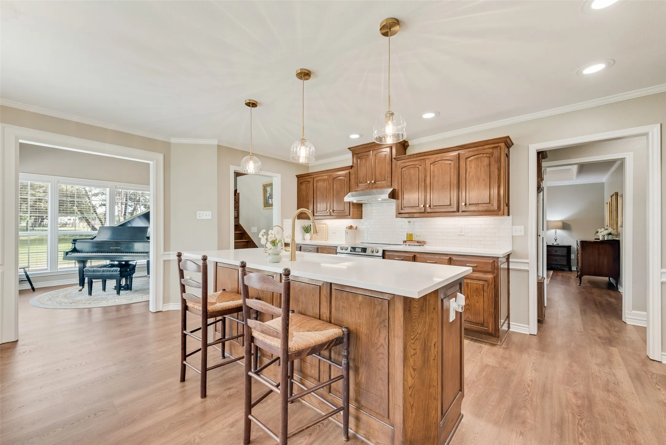 Single Family Residence For Sale in Van Zandt County , 130 VZ County Road 3509, Edgewood, Texas 75117, 3 Bedroom, 2 Bathroom, 2 Garage spaces, 2,685 Sqft, built in 1998, mls#21411688, Real Estate Agent in Edgewood, Homes For Sale in Van Zandt county, Homes For Sale in Edgewood, Realtor in Edgewood Texas, Real Estate Brokerage Independent Realty Texas, Luminita Cordes Realtor