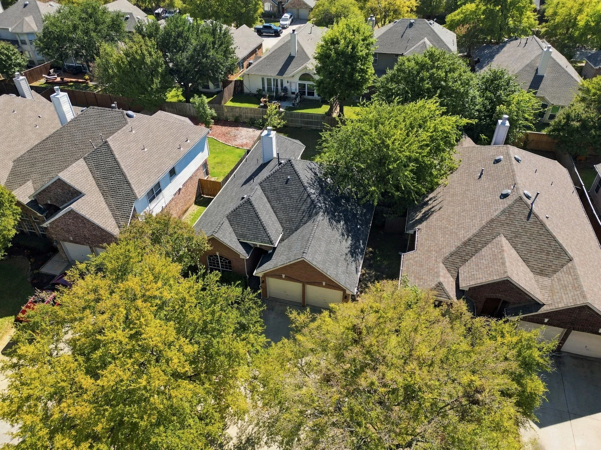 Single Family Residence For Sale in Collin County , 5425 Pebble Court, Mc Kinney, Texas 75072, 3 Bedroom, 2 Bathroom, 2 Garage spaces, 1,468 Sqft, built in 1998, mls#21397742, Real Estate Agent in Mc Kinney, Homes For Sale in Collin county, Homes For Sale in Mc Kinney, Realtor in Mc Kinney Texas, Real Estate Brokerage Independent Realty Texas, Luminita Cordes Realtor