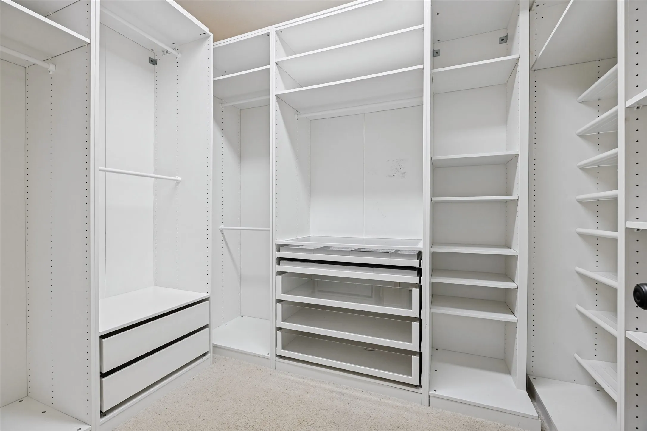 Primary custom closet system