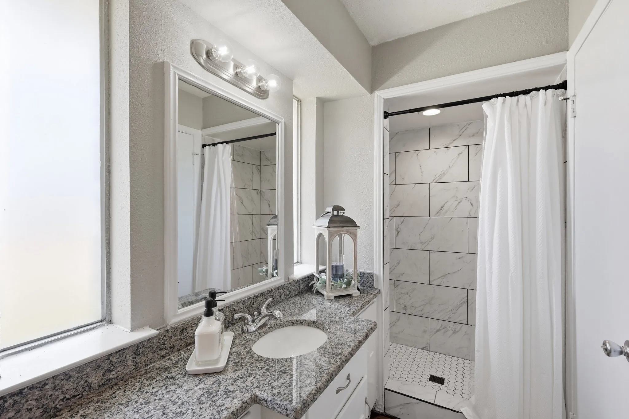Single Family Residence For Rent in Dallas County , 5019 Blanchard Drive, Dallas, Texas 75227, 4 Bedroom, 2 Bathroom, 2 Garage spaces, 2,004 Sqft, built in 1968, mls#21412687, Real Estate Agent in Dallas, Homes For Rent in Dallas county, Homes For Rent in Dallas, Realtor in Dallas Texas, Real Estate Brokerage Independent Realty Texas, Luminita Cordes Realtor