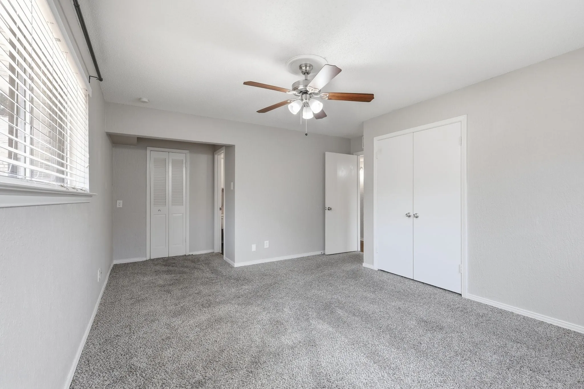 Single Family Residence For Rent in Dallas County , 5019 Blanchard Drive, Dallas, Texas 75227, 4 Bedroom, 2 Bathroom, 2 Garage spaces, 2,004 Sqft, built in 1968, mls#21412687, Real Estate Agent in Dallas, Homes For Rent in Dallas county, Homes For Rent in Dallas, Realtor in Dallas Texas, Real Estate Brokerage Independent Realty Texas, Luminita Cordes Realtor