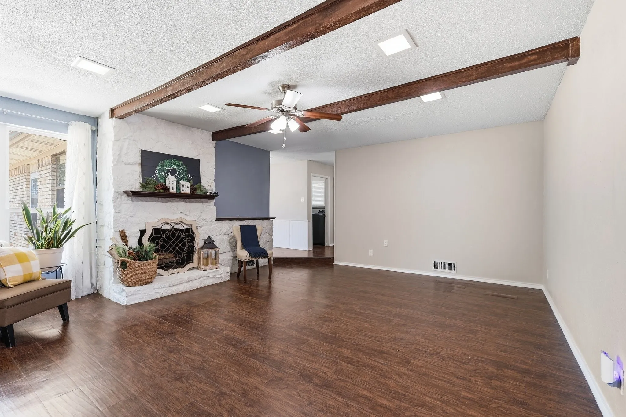 Single Family Residence For Rent in Dallas County , 5019 Blanchard Drive, Dallas, Texas 75227, 4 Bedroom, 2 Bathroom, 2 Garage spaces, 2,004 Sqft, built in 1968, mls#21412687, Real Estate Agent in Dallas, Homes For Rent in Dallas county, Homes For Rent in Dallas, Realtor in Dallas Texas, Real Estate Brokerage Independent Realty Texas, Luminita Cordes Realtor