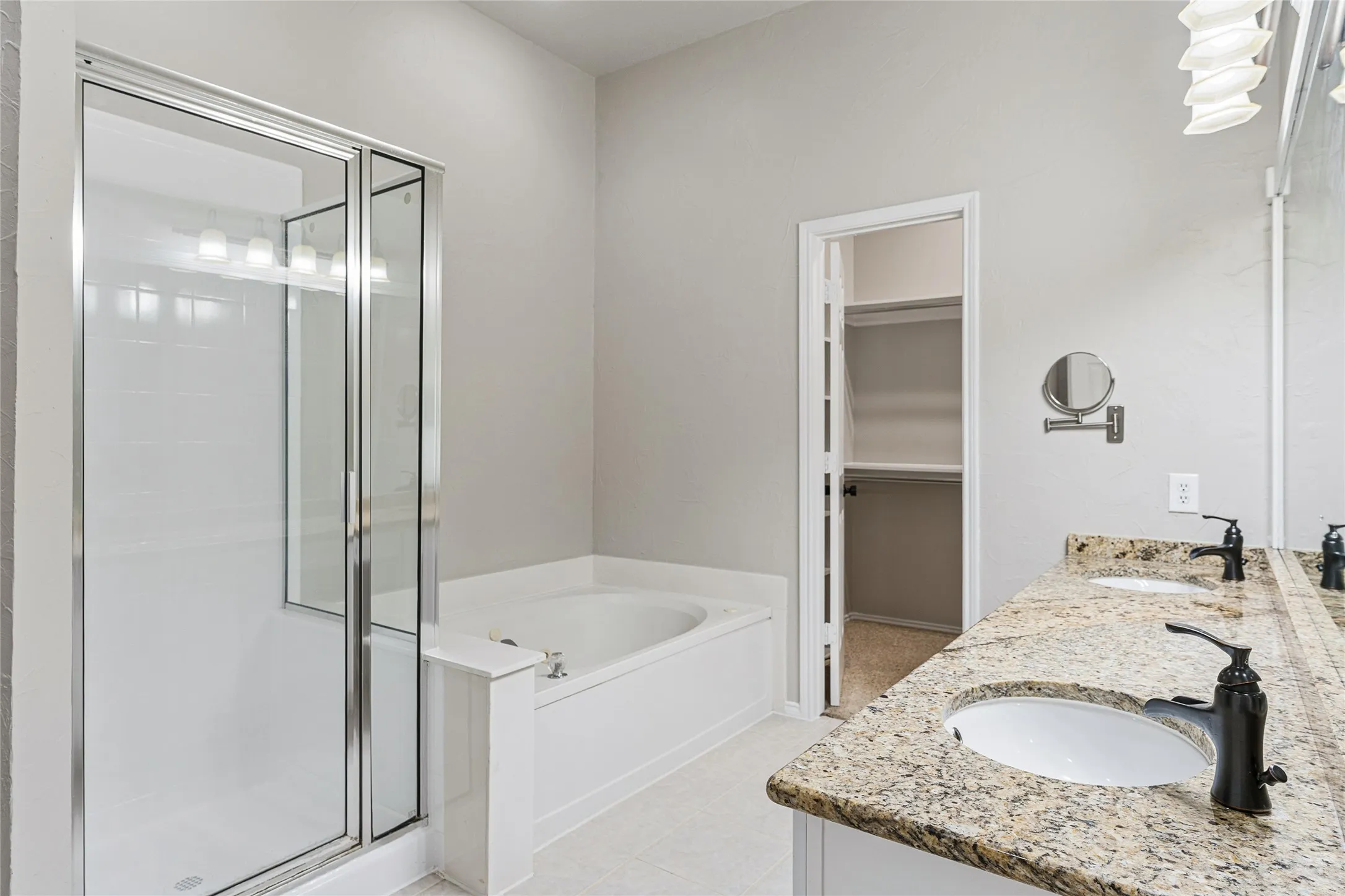 Single Family Residence For Sale in Denton County , 1524 Fairfield Court, Lewisville, Texas 75077, 4 Bedroom, 2 Bathroom, 2 Garage spaces, 2,069 Sqft, built in 1996, mls#21409169, Real Estate Agent in Lewisville, Homes For Sale in Denton county, Homes For Sale in Lewisville, Realtor in Lewisville Texas, Real Estate Brokerage Independent Realty Texas, Luminita Cordes Realtor