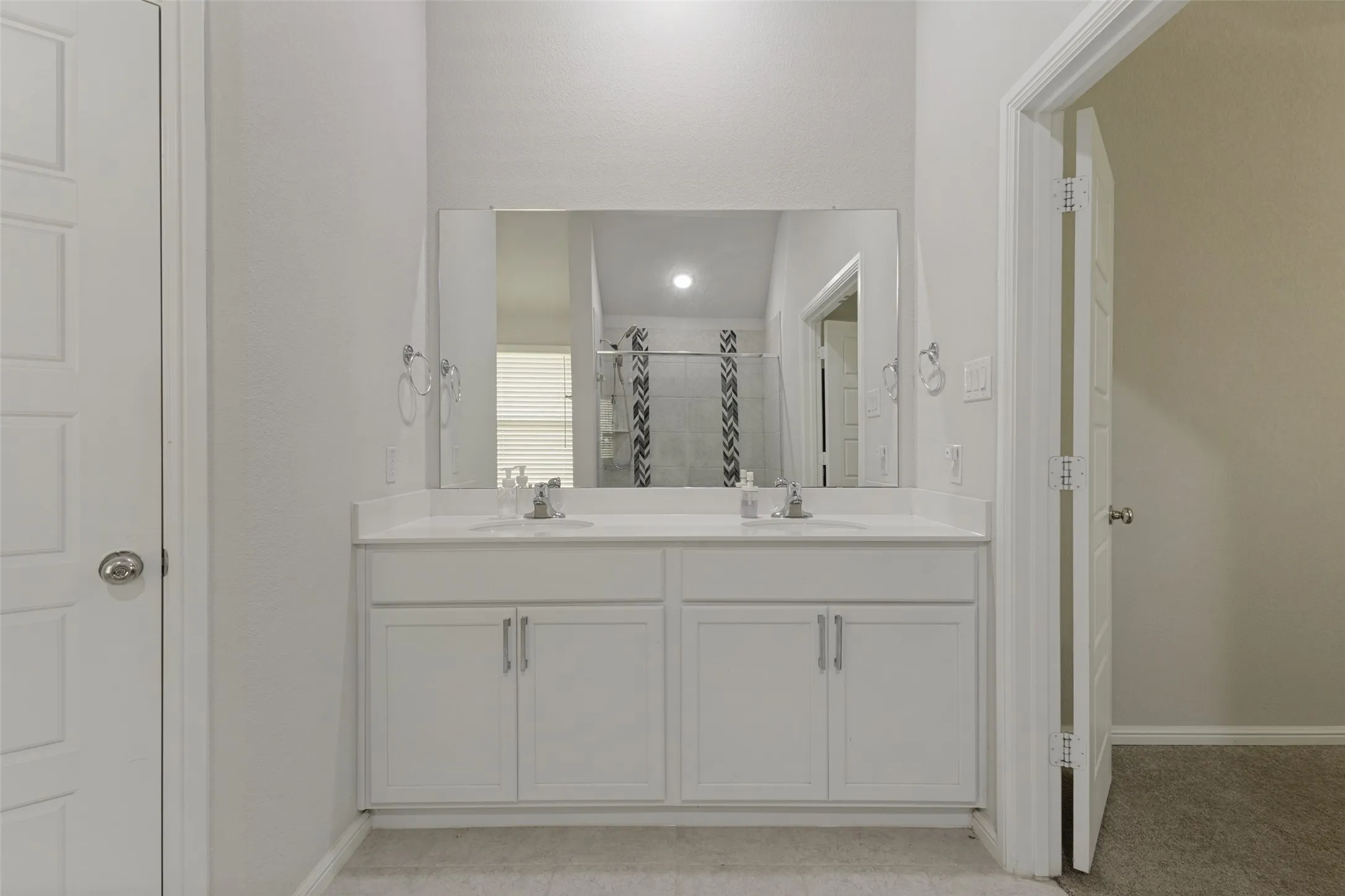 Single Family Residence For Sale in Collin County , 205 Miramar Avenue, Melissa, Texas 75454, 4 Bedroom, 3 Bathroom, 2 Garage spaces, 2,145 Sqft, built in 2021, mls#21412692, Real Estate Agent in Melissa, Homes For Sale in Collin county, Homes For Sale in Melissa, Realtor in Melissa Texas, Real Estate Brokerage Independent Realty Texas, Luminita Cordes Realtor