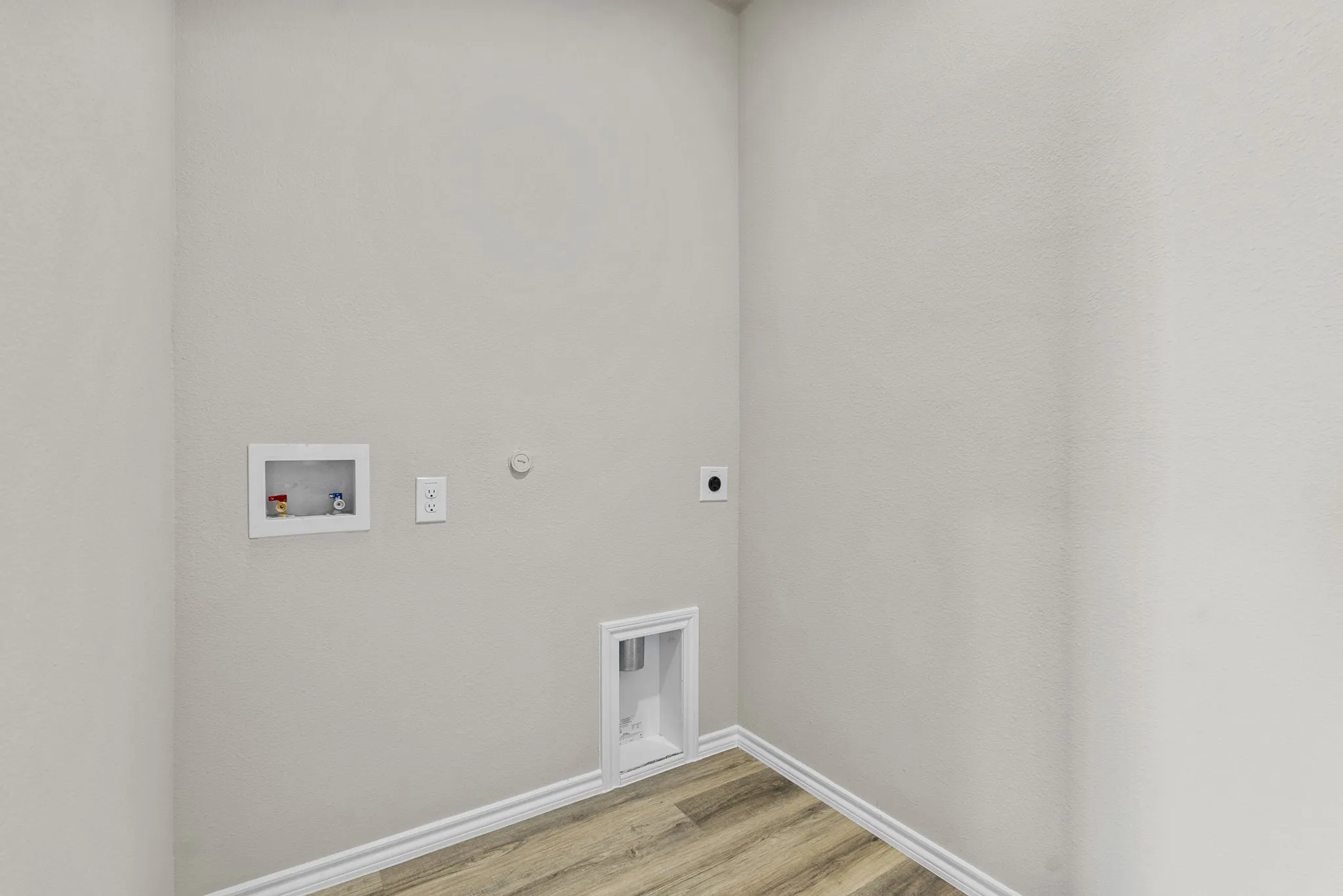 Single Family Residence For Sale in Tarrant County , 4321 Valley Brook Drive, Crowley, Texas 76036, 3 Bedroom, 2 Bathroom, 2 Garage spaces, 1,446 Sqft, built in 2025, mls#21412704, Real Estate Agent in Crowley, Homes For Sale in Tarrant county, Homes For Sale in Crowley, Realtor in Crowley Texas, Real Estate Brokerage Independent Realty Texas, Luminita Cordes Realtor