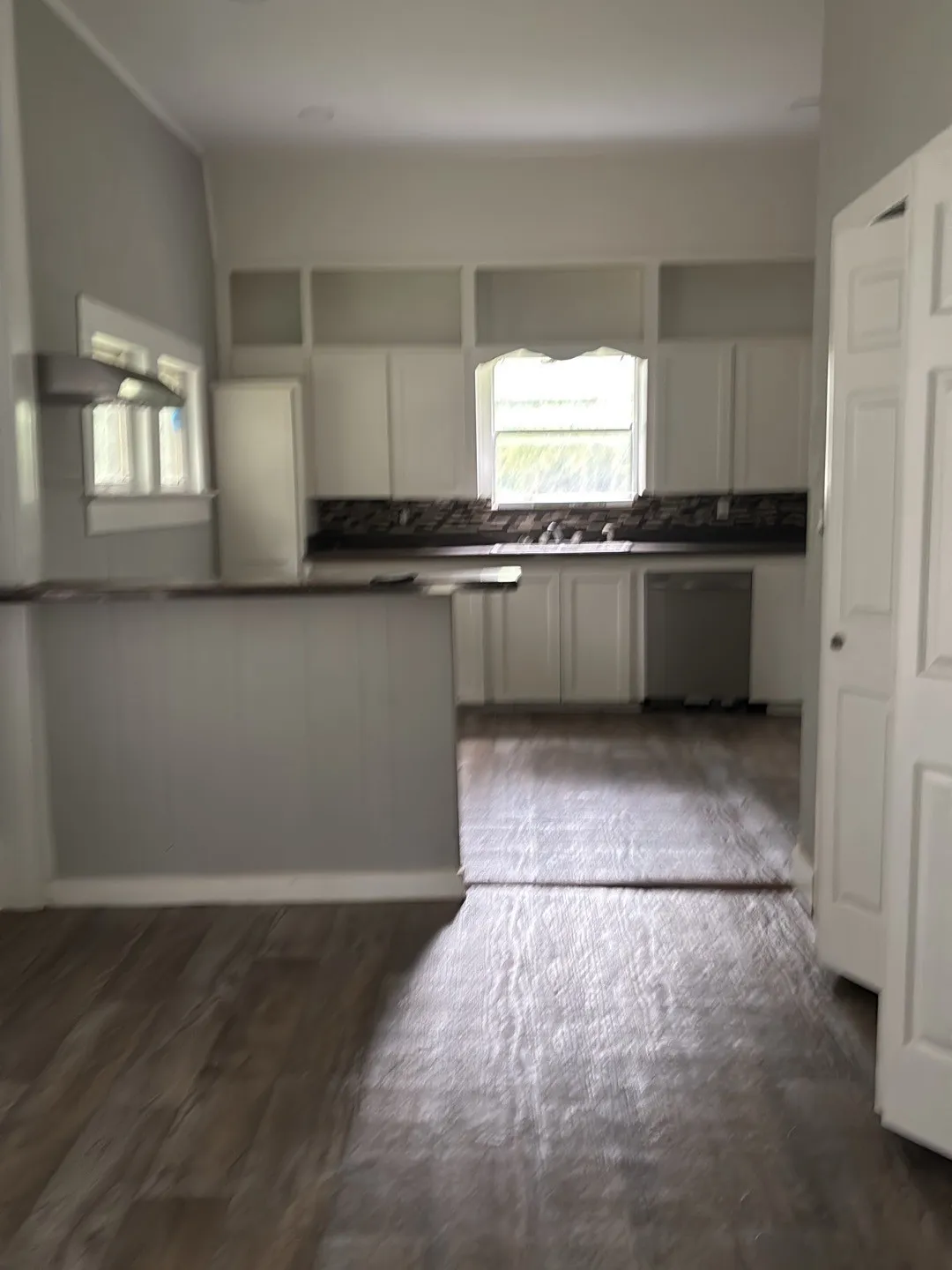 Single Family Residence For Rent in Johnson County , 707 S Robinson Street, Cleburne, Texas 76031, 2 Bedroom, 2 Bathroom, Garage spaces, 1,119 Sqft, built in 1934, mls#21412705, Real Estate Agent in Cleburne, Homes For Rent in Johnson county, Homes For Rent in Cleburne, Realtor in Cleburne Texas, Real Estate Brokerage Independent Realty Texas, Luminita Cordes Realtor