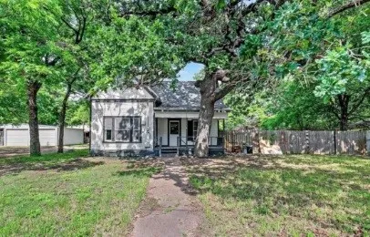 Single Family Residence For Rent
