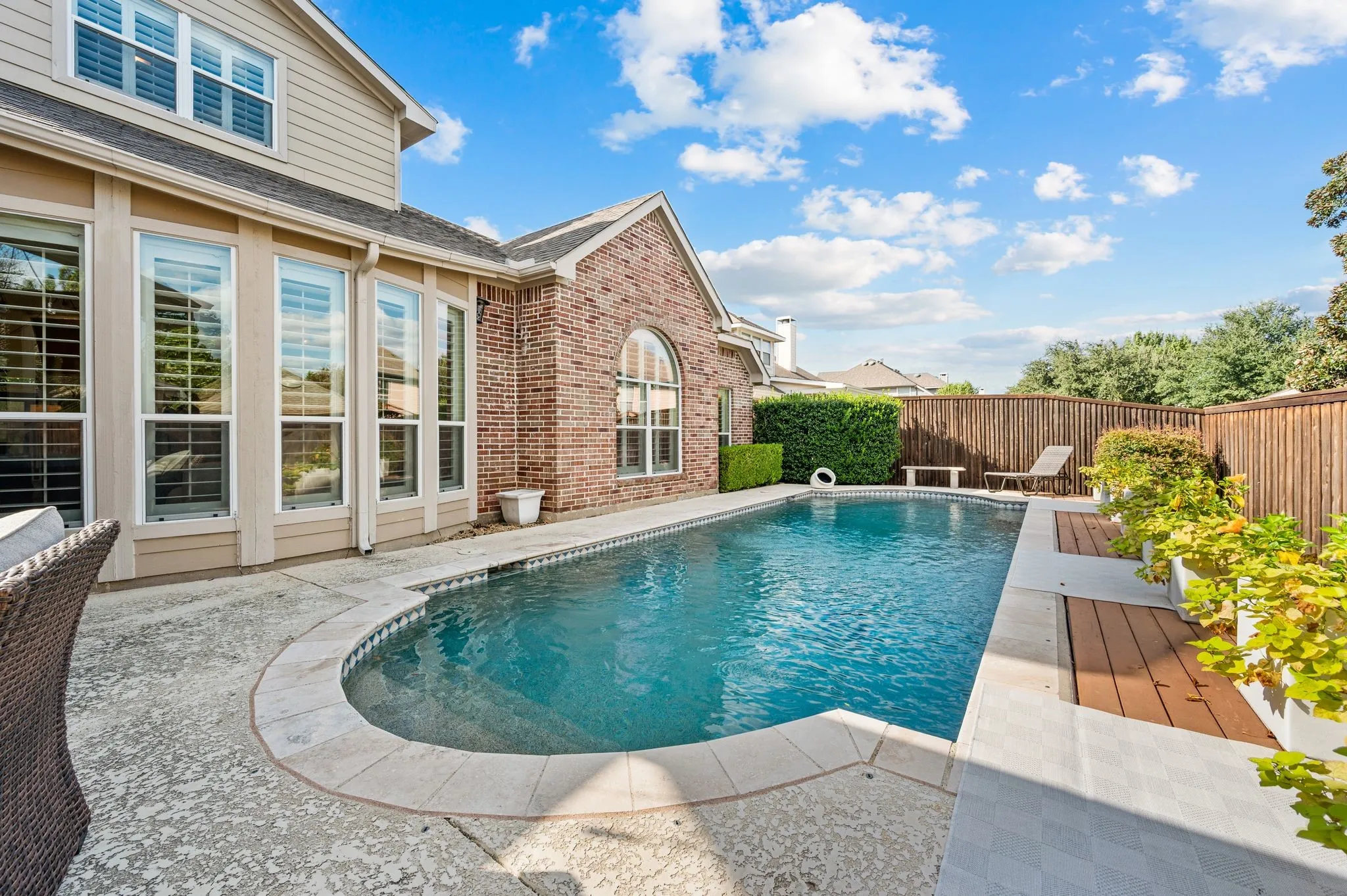 Single Family Residence For Sale in Tarrant County , 916 Water Oak Drive, Grapevine, Texas 76051, 5 Bedroom, 4 Bathroom, 2 Garage spaces, 2,953 Sqft, built in 2003, mls#21402625, Real Estate Agent in Grapevine, Homes For Sale in Tarrant county, Homes For Sale in Grapevine, Realtor in Grapevine Texas, Real Estate Brokerage Independent Realty Texas, Luminita Cordes Realtor