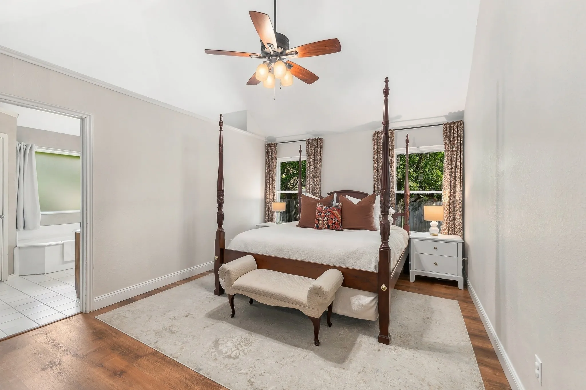 Single Family Residence For Sale in Tarrant County , 7704 Sagebrush Court S, North Richland Hills, Texas 76182, 4 Bedroom, 2 Bathroom, 2 Garage spaces, 1,977 Sqft, built in 1990, mls#21411147, Real Estate Agent in North Richland Hills, Homes For Sale in Tarrant county, Homes For Sale in North Richland Hills, Realtor in North Richland Hills Texas, Real Estate Brokerage Independent Realty Texas, Luminita Cordes Realtor