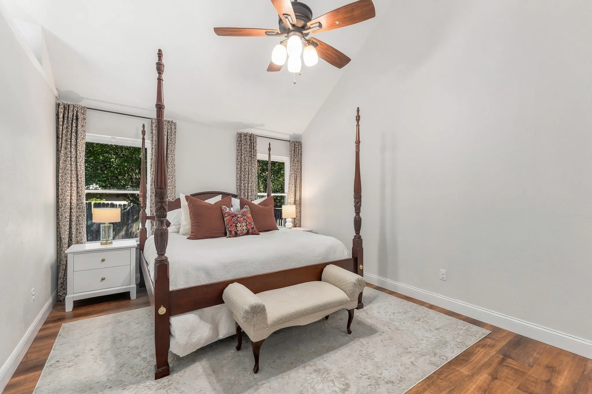 Single Family Residence For Sale in Tarrant County , 7704 Sagebrush Court S, North Richland Hills, Texas 76182, 4 Bedroom, 2 Bathroom, 2 Garage spaces, 1,977 Sqft, built in 1990, mls#21411147, Real Estate Agent in North Richland Hills, Homes For Sale in Tarrant county, Homes For Sale in North Richland Hills, Realtor in North Richland Hills Texas, Real Estate Brokerage Independent Realty Texas, Luminita Cordes Realtor