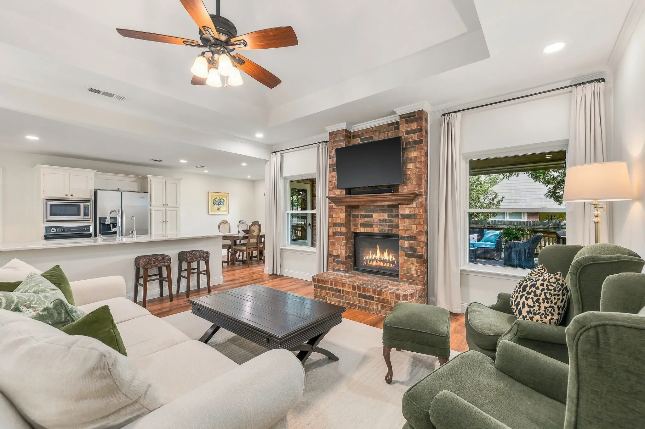 Single Family Residence For Sale in Tarrant County , 7704 Sagebrush Court S, North Richland Hills, Texas 76182, 4 Bedroom, 2 Bathroom, 2 Garage spaces, 1,977 Sqft, built in 1990, mls#21411147, Real Estate Agent in North Richland Hills, Homes For Sale in Tarrant county, Homes For Sale in North Richland Hills, Realtor in North Richland Hills Texas, Real Estate Brokerage Independent Realty Texas, Luminita Cordes Realtor