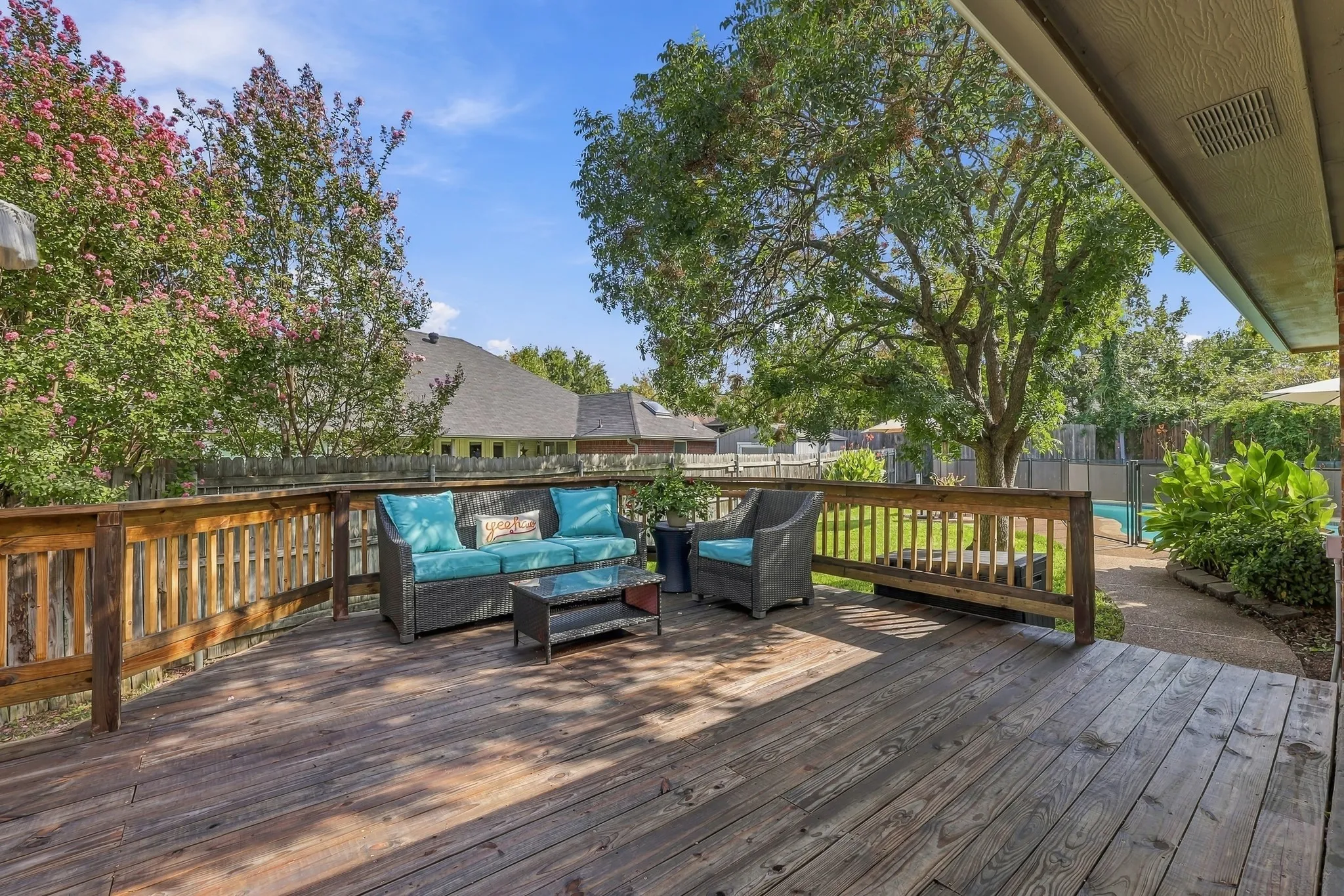 Single Family Residence For Sale in Tarrant County , 7704 Sagebrush Court S, North Richland Hills, Texas 76182, 4 Bedroom, 2 Bathroom, 2 Garage spaces, 1,977 Sqft, built in 1990, mls#21411147, Real Estate Agent in North Richland Hills, Homes For Sale in Tarrant county, Homes For Sale in North Richland Hills, Realtor in North Richland Hills Texas, Real Estate Brokerage Independent Realty Texas, Luminita Cordes Realtor