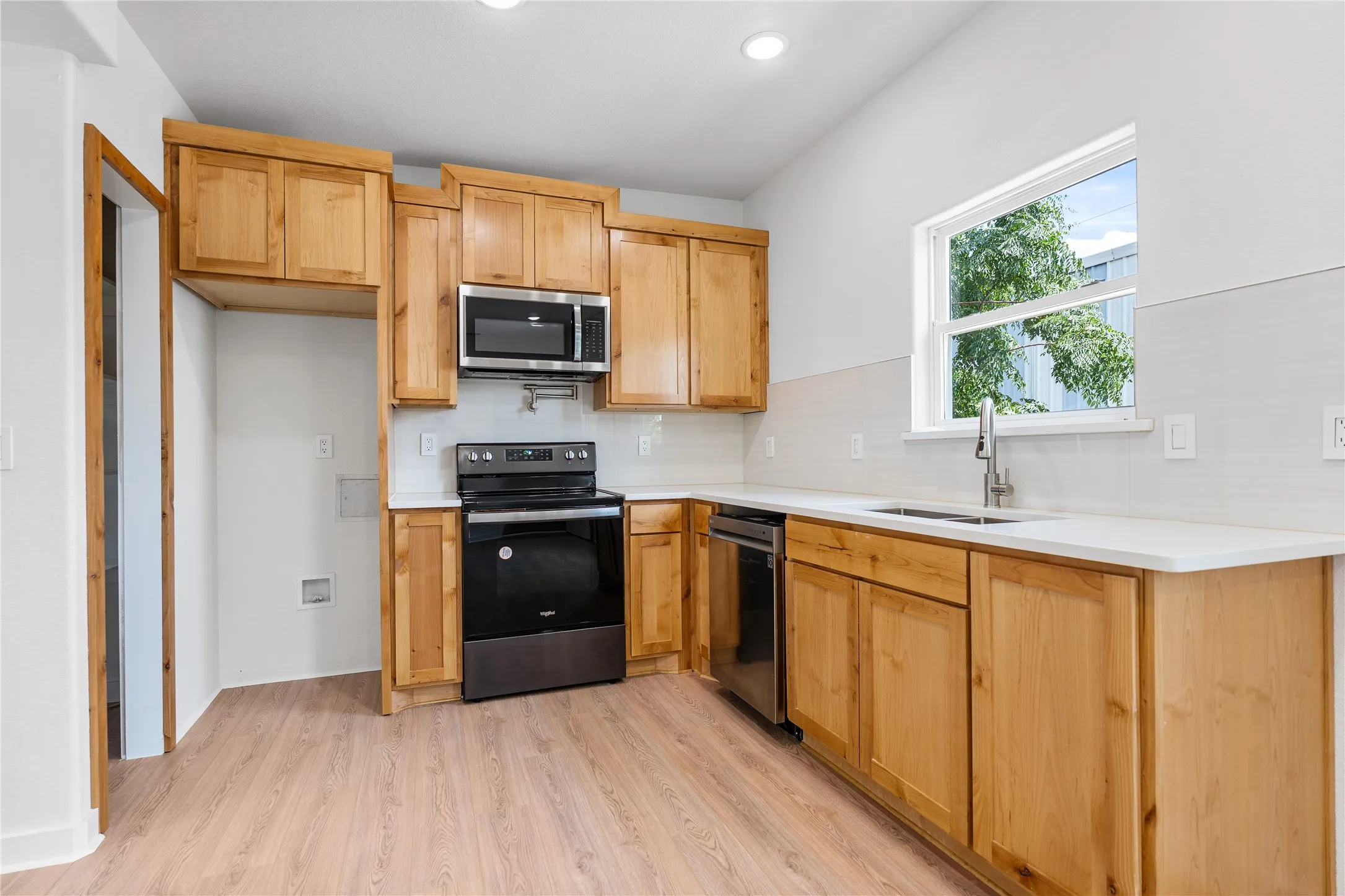 Townhouse For Rent in Tarrant County , 2508 Race Street, Fort Worth, Texas 76111, 1 Bedroom, 1 Bathroom, 1 Garage spaces, 700 Sqft, built in 2026, mls#21408234, Real Estate Agent in Fort Worth, Homes For Rent in Tarrant county, Homes For Rent in Fort Worth, Realtor in Fort Worth Texas, Real Estate Brokerage Independent Realty Texas, Luminita Cordes Realtor