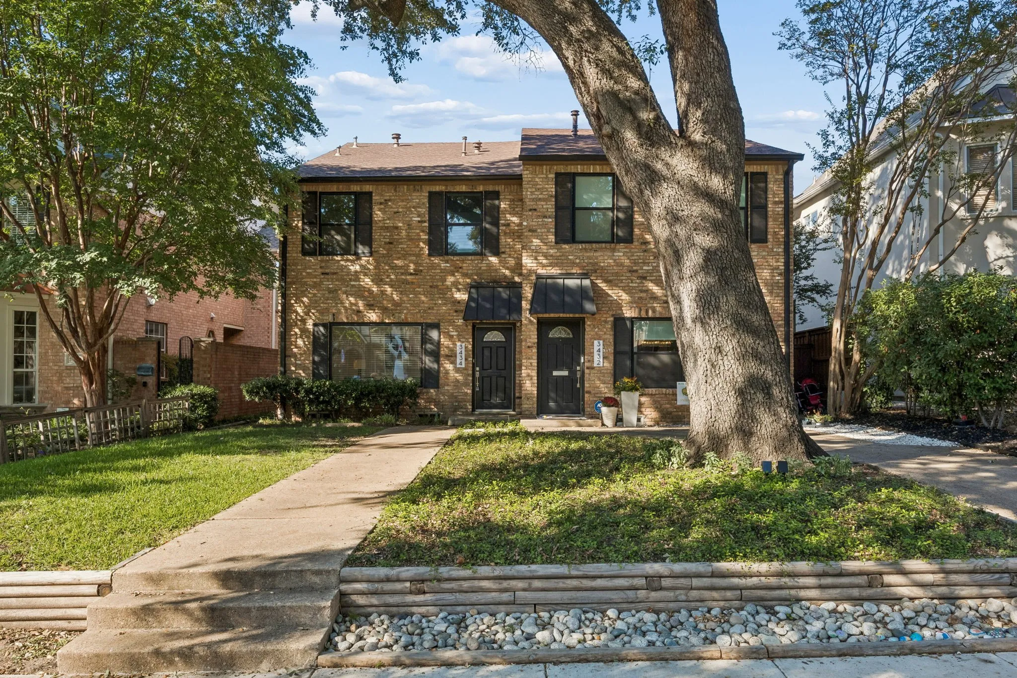 Single Family Residence For Sale