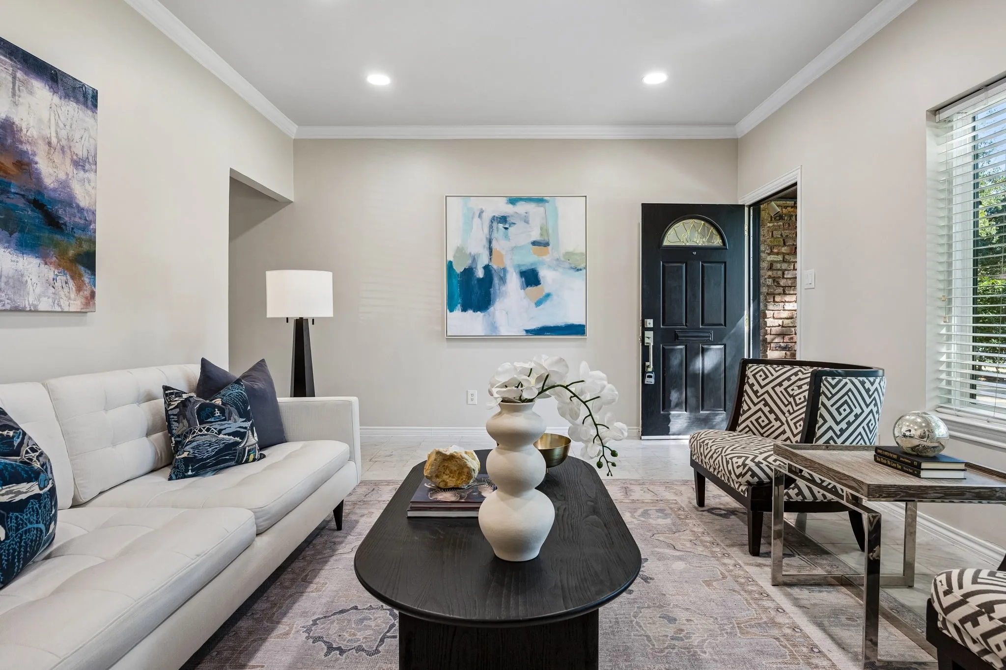 Single Family Residence For Sale in Dallas County , 3434 Granada Avenue, University Park, Texas 75205, 2 Bedroom, 3 Bathroom, 1 Garage spaces, 1,776 Sqft, built in 1978, mls#21392775, Real Estate Agent in University Park, Homes For Sale in Dallas county, Homes For Sale in University Park, Realtor in University Park Texas, Real Estate Brokerage Independent Realty Texas, Luminita Cordes Realtor