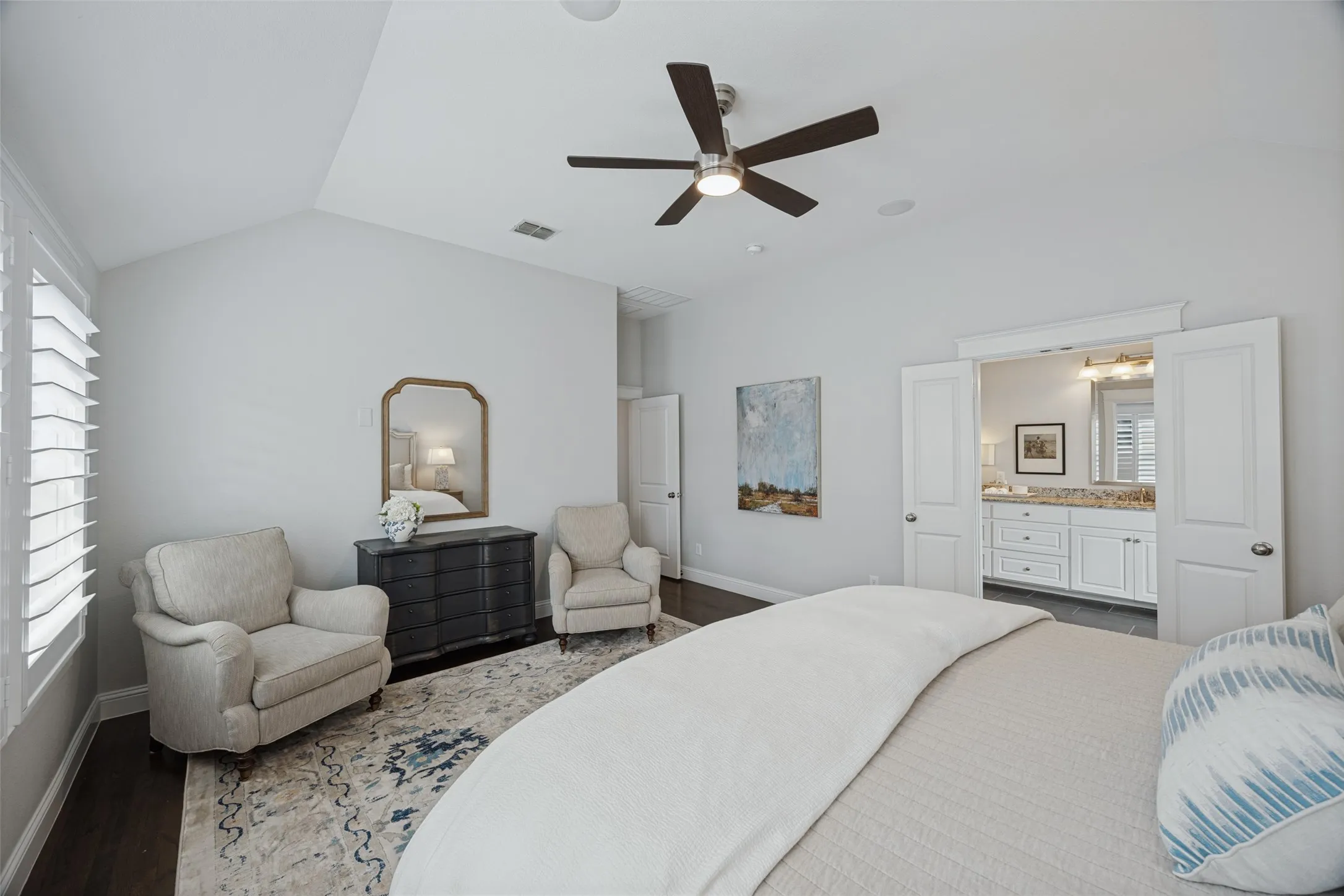 Single Family Residence For Sale in Dallas County , 730 E Main Street, Coppell, Texas 75019, 3 Bedroom, 4 Bathroom, 2 Garage spaces, 2,640 Sqft, built in 2014, mls#21407189, Real Estate Agent in Coppell, Homes For Sale in Dallas county, Homes For Sale in Coppell, Realtor in Coppell Texas, Real Estate Brokerage Independent Realty Texas, Luminita Cordes Realtor