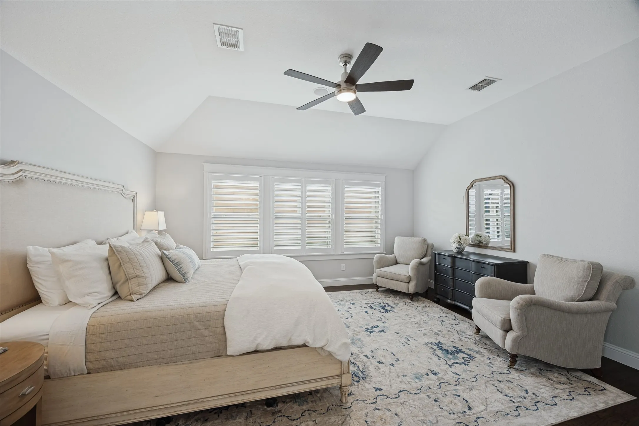 Single Family Residence For Sale in Dallas County , 730 E Main Street, Coppell, Texas 75019, 3 Bedroom, 4 Bathroom, 2 Garage spaces, 2,640 Sqft, built in 2014, mls#21407189, Real Estate Agent in Coppell, Homes For Sale in Dallas county, Homes For Sale in Coppell, Realtor in Coppell Texas, Real Estate Brokerage Independent Realty Texas, Luminita Cordes Realtor