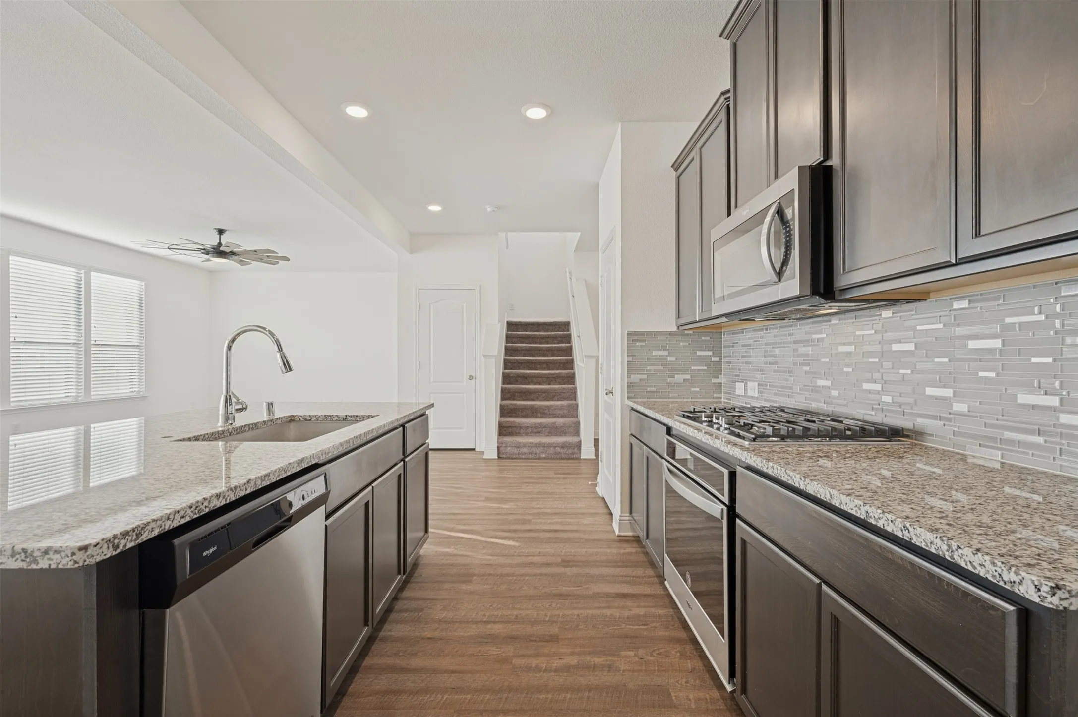 Single Family Residence For Rent in Collin County , 7940 Hickory Branch Drive, Frisco, Texas 75034, 4 Bedroom, 3 Bathroom, 2 Garage spaces, 2,586 Sqft, built in 2018, mls#21412737, Real Estate Agent in Frisco, Homes For Rent in Collin county, Homes For Rent in Frisco, Realtor in Frisco Texas, Real Estate Brokerage Independent Realty Texas, Luminita Cordes Realtor