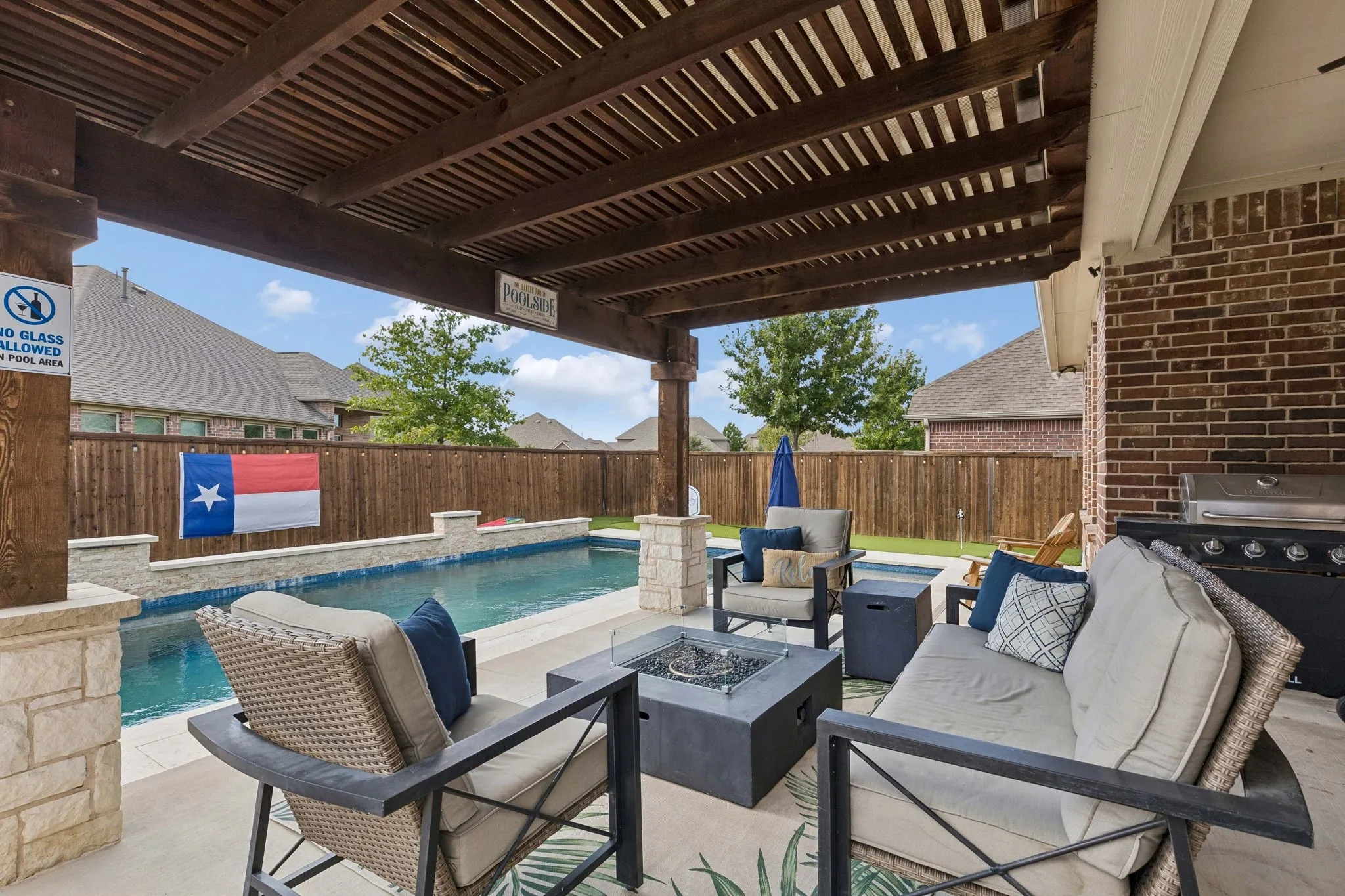 Covered outdoor sitting