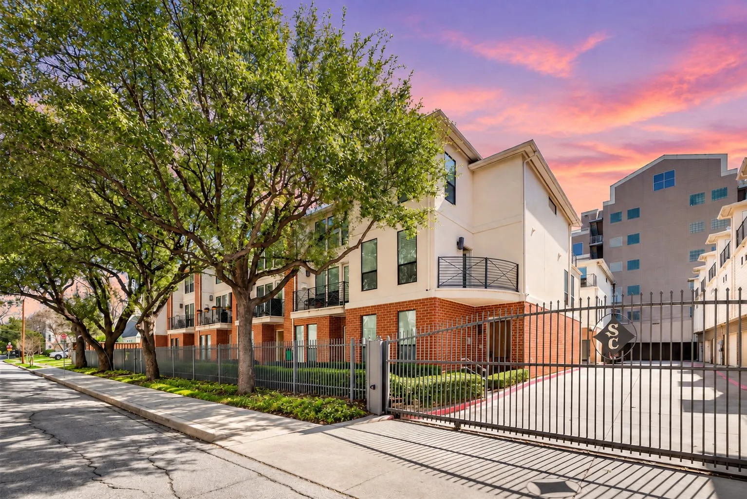 Condominium For Rent