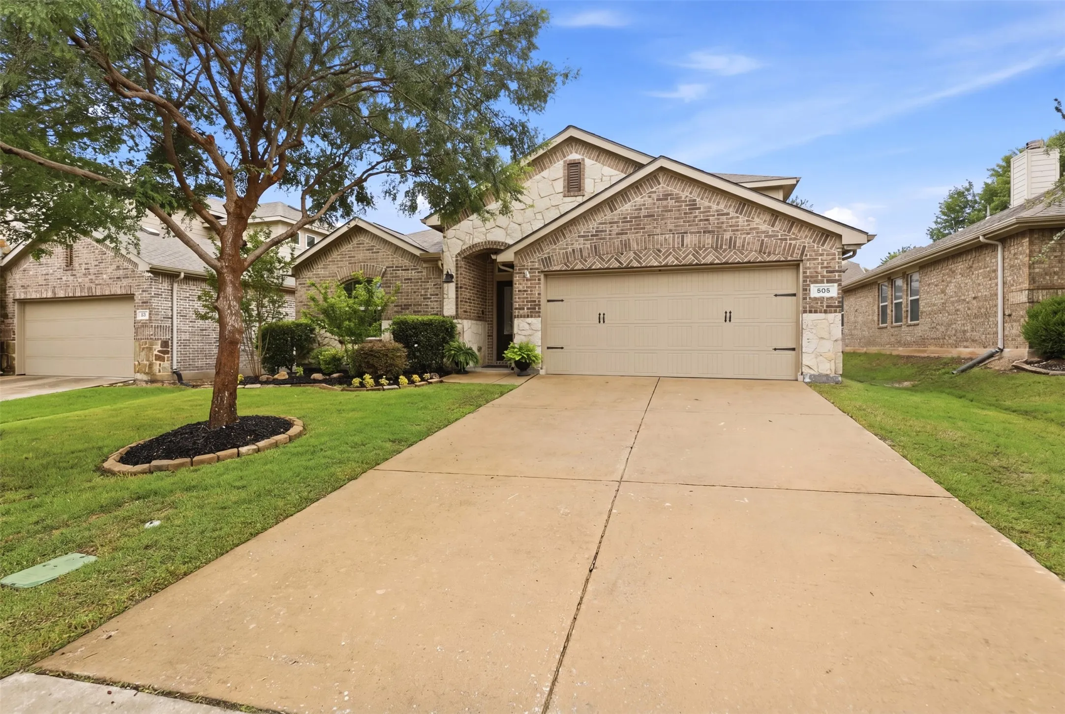 Single Family Residence For Sale in Collin County , 505 Wichita Trail, Mc Kinney, Texas 75071, 4 Bedroom, 3 Bathroom, 2 Garage spaces, 2,405 Sqft, built in 2013, mls#21412649, Real Estate Agent in Mc Kinney, Homes For Sale in Collin county, Homes For Sale in Mc Kinney, Realtor in Mc Kinney Texas, Real Estate Brokerage Independent Realty Texas, Luminita Cordes Realtor